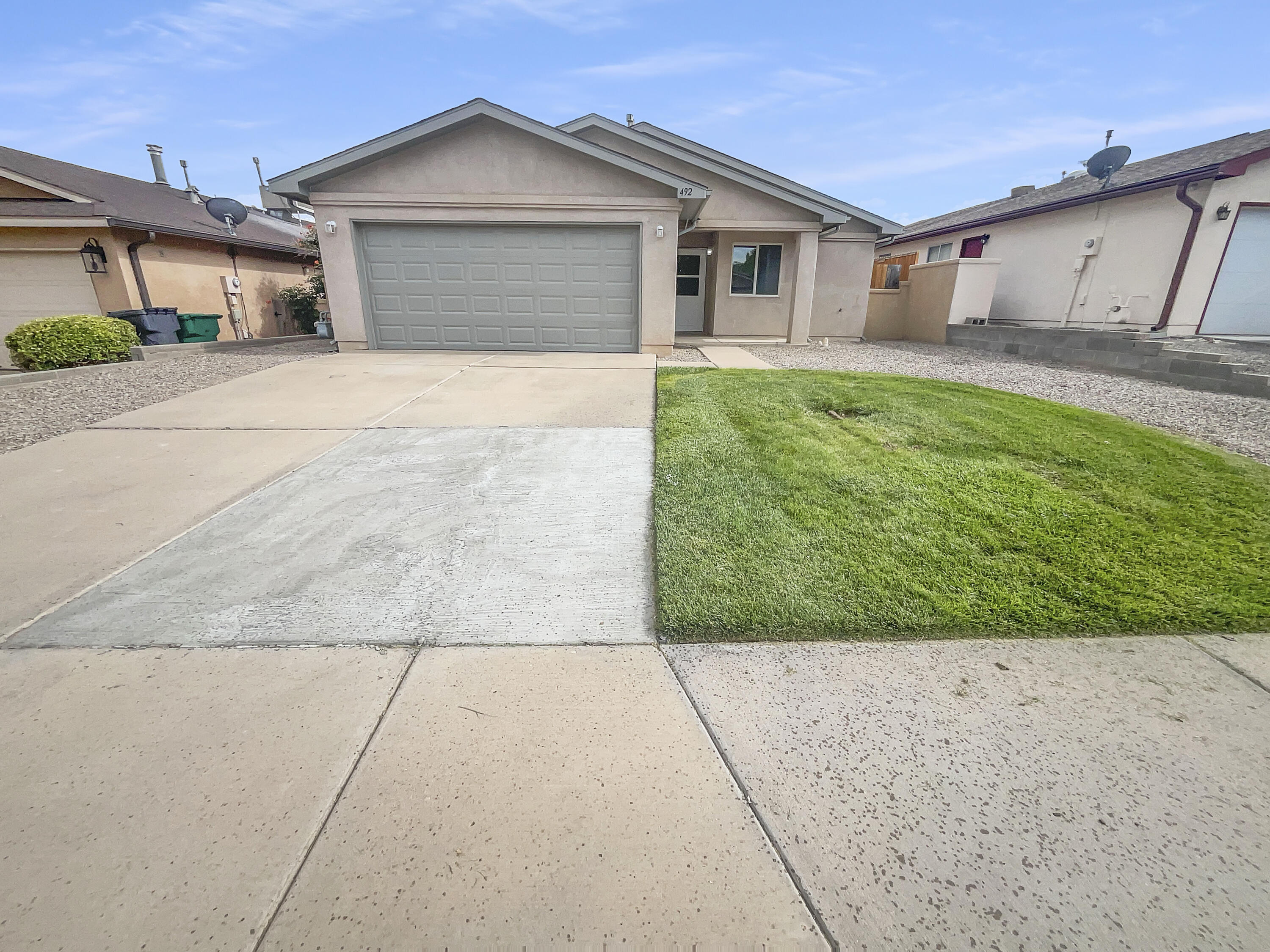 492 MEDINA MEADOWS Drive, Rio Rancho NM 87144