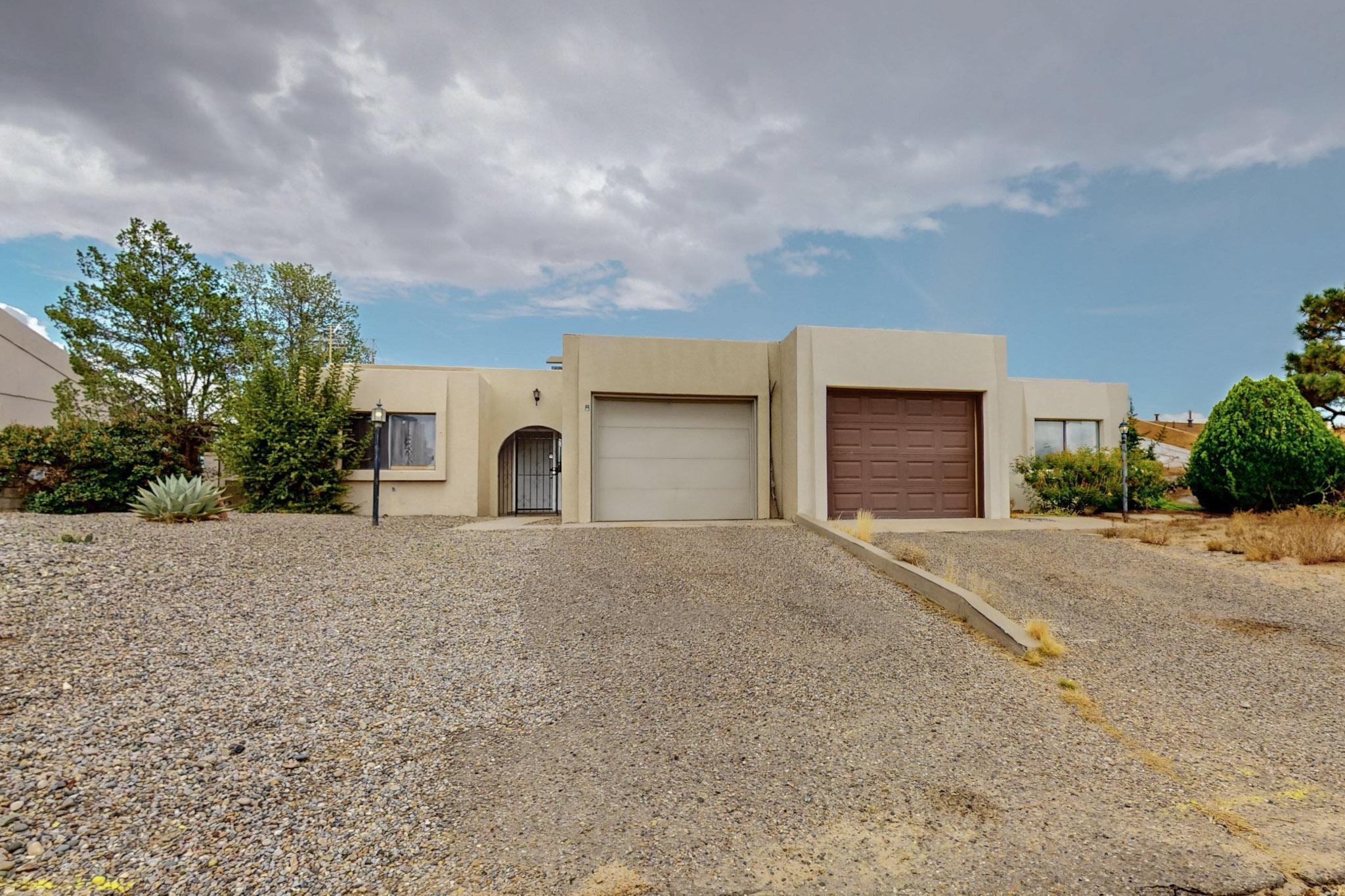 704 STALLION Road, Rio Rancho NM 87124