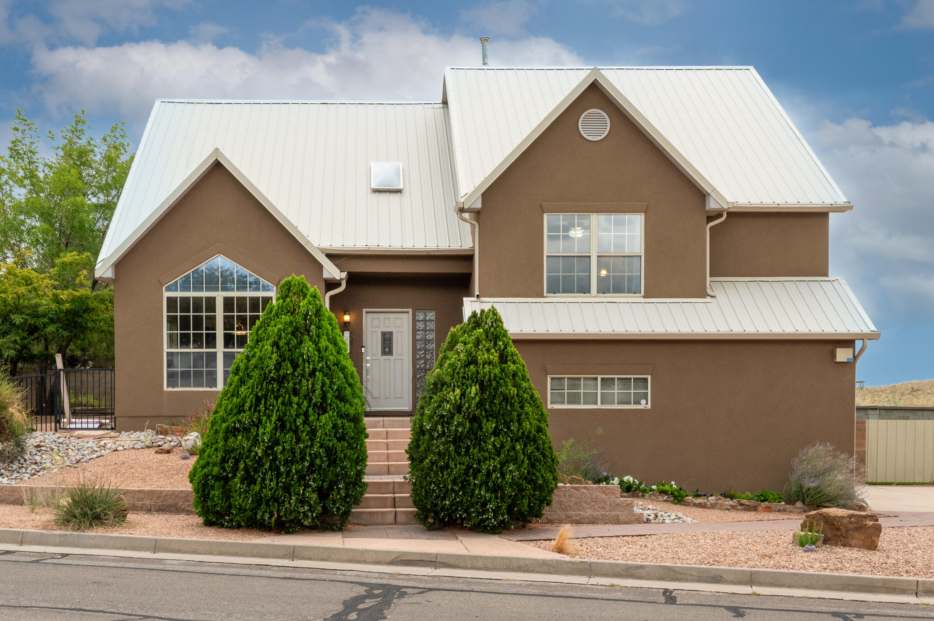 601 NAVARRA Way, Albuquerque NM 87123