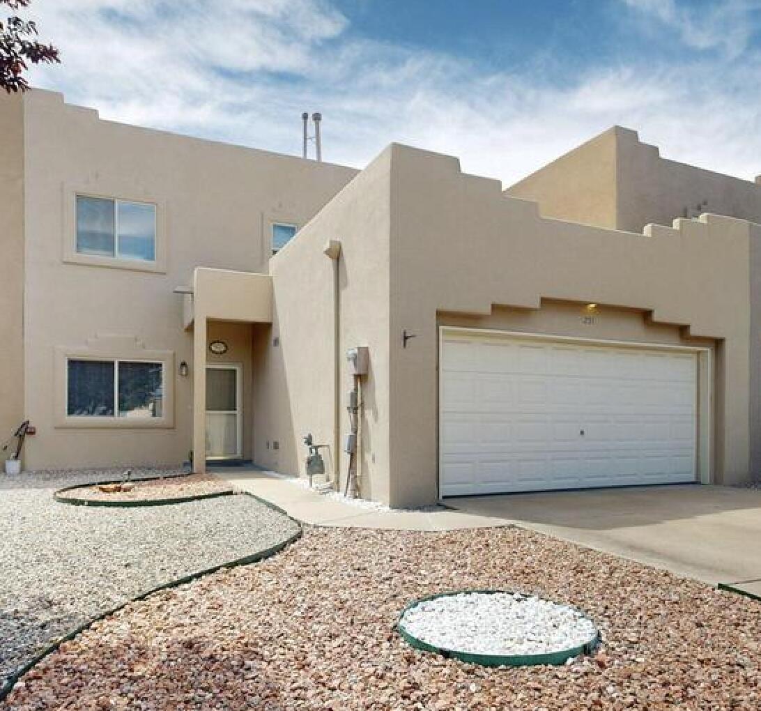 251 HENDREN Lane, Albuquerque NM 87123