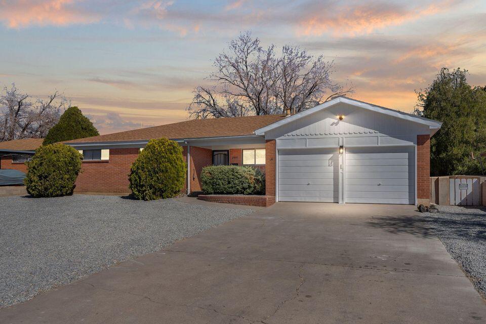 2908 PENNSYLVANIA Street, Albuquerque NM 87110