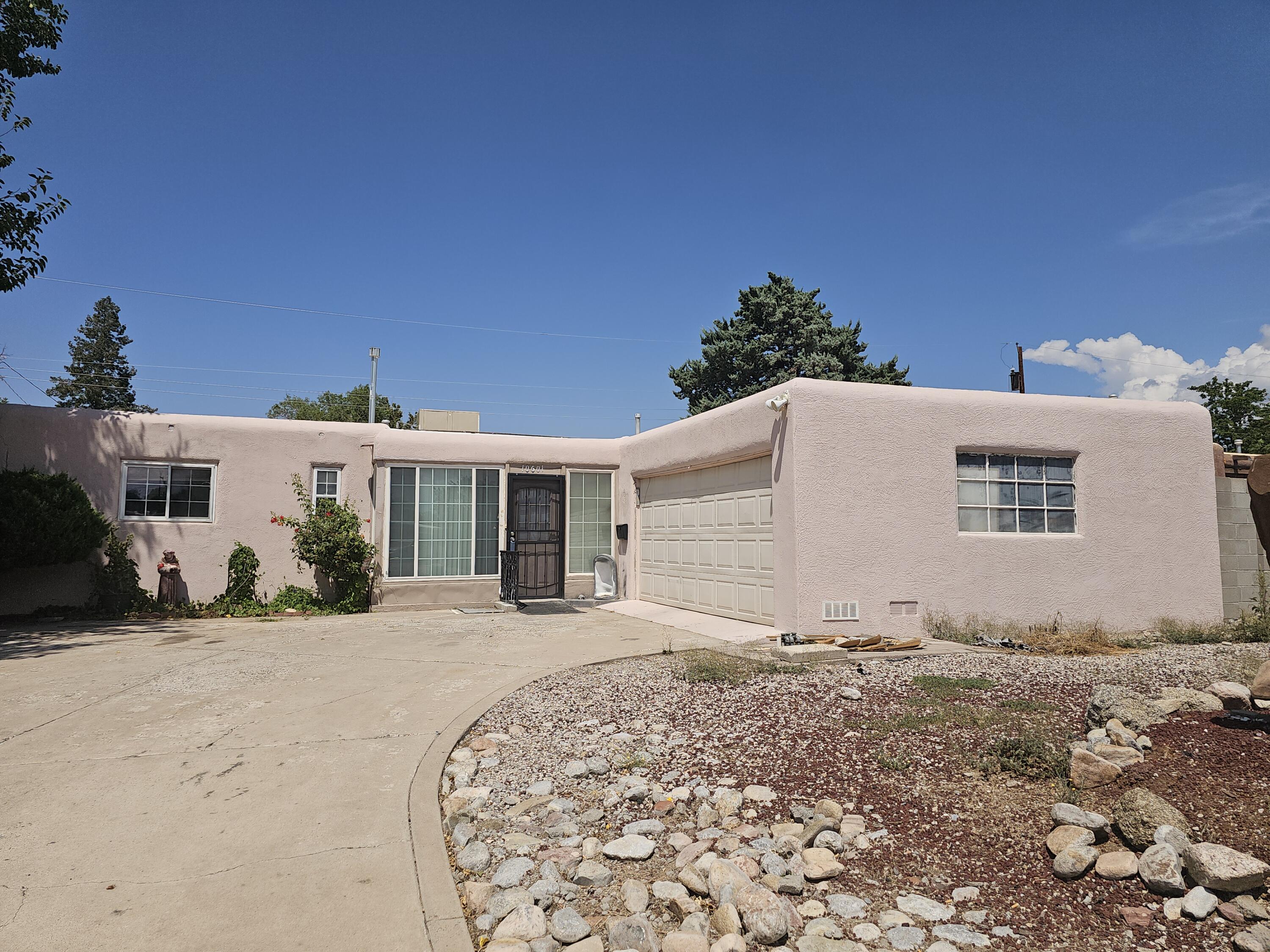 10601 Snow Heights Boulevard, Albuquerque NM 87112