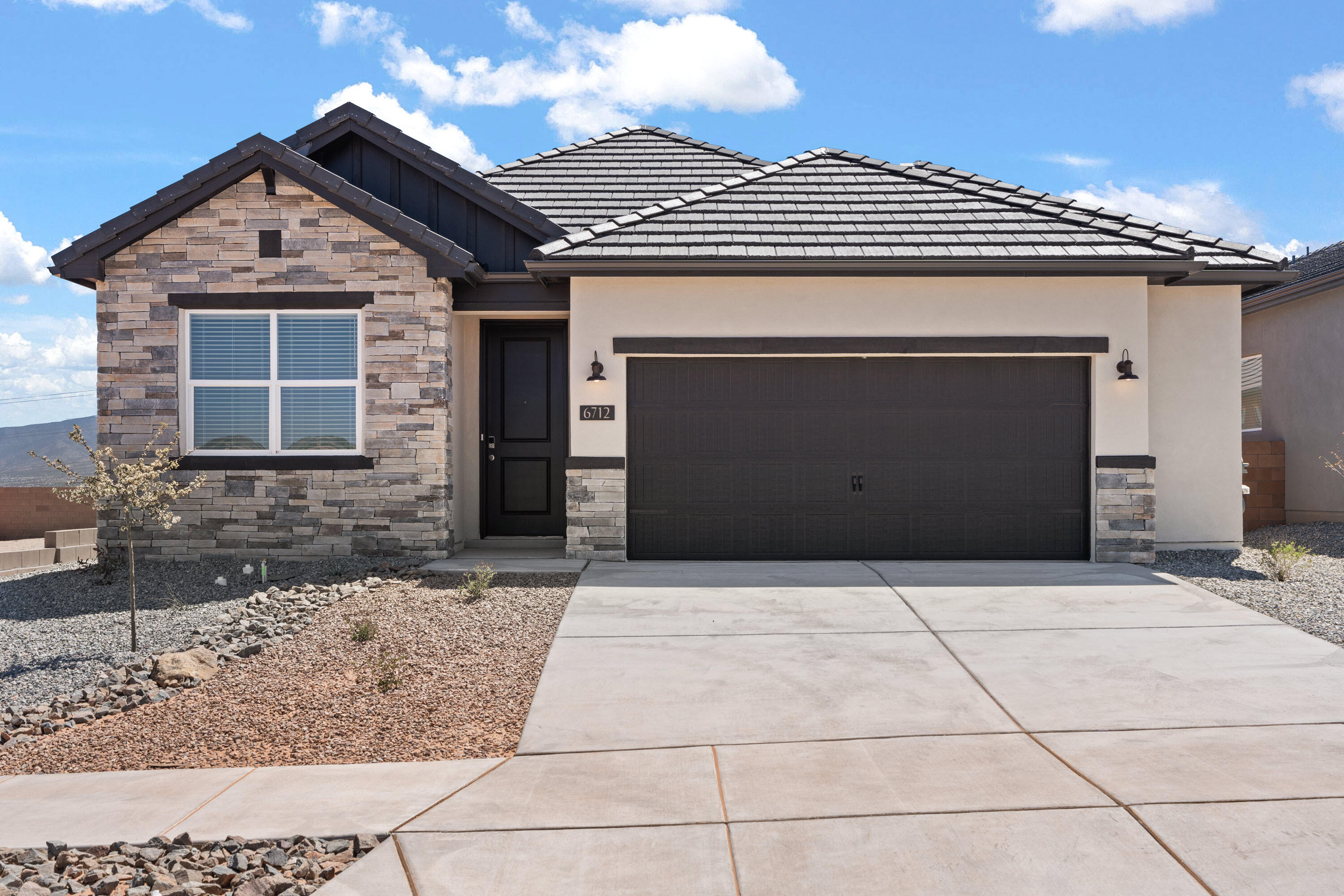 6712 ZACHARY Road, Rio Rancho NM 87144