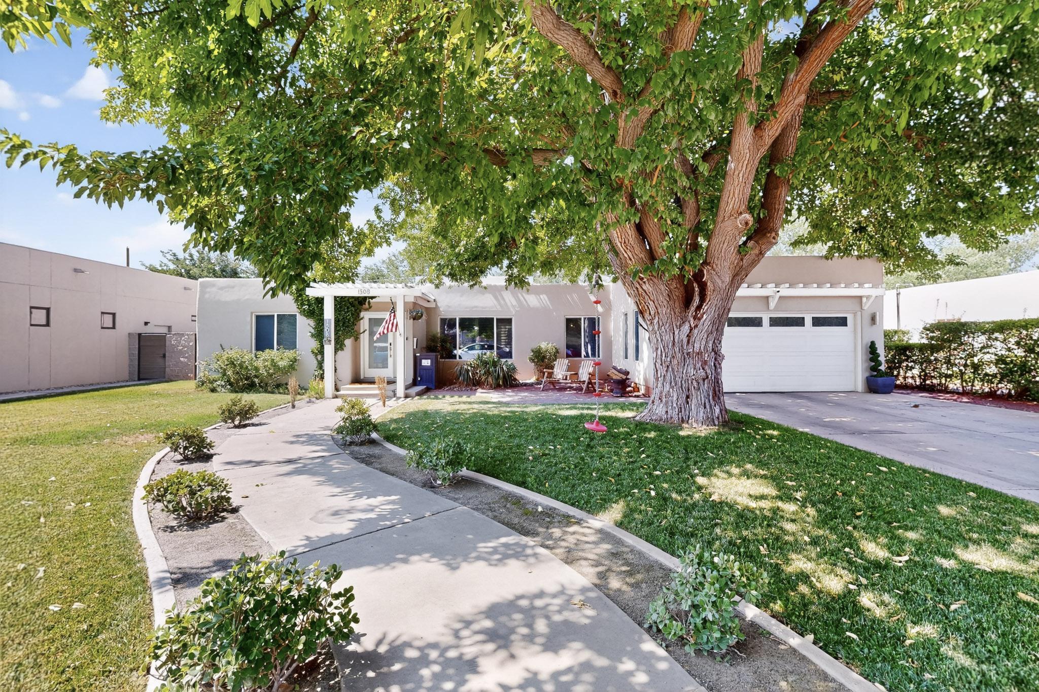 1508 SAN CARLOS Road, Albuquerque NM 87104
