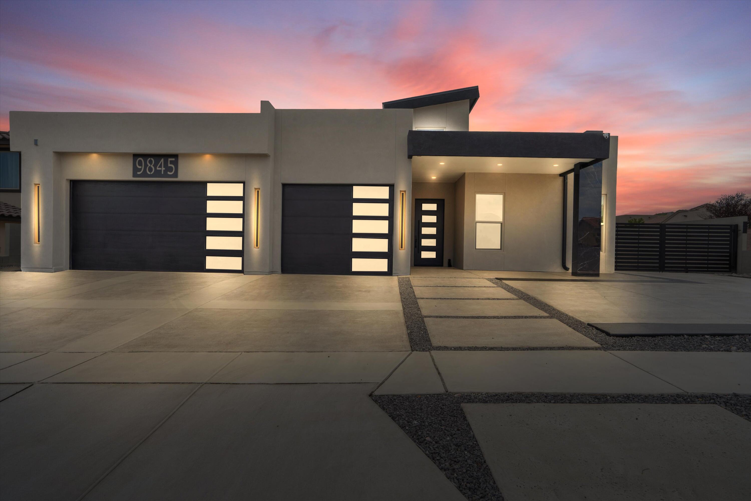 9845 BUCKEYE Street, Albuquerque NM 87114