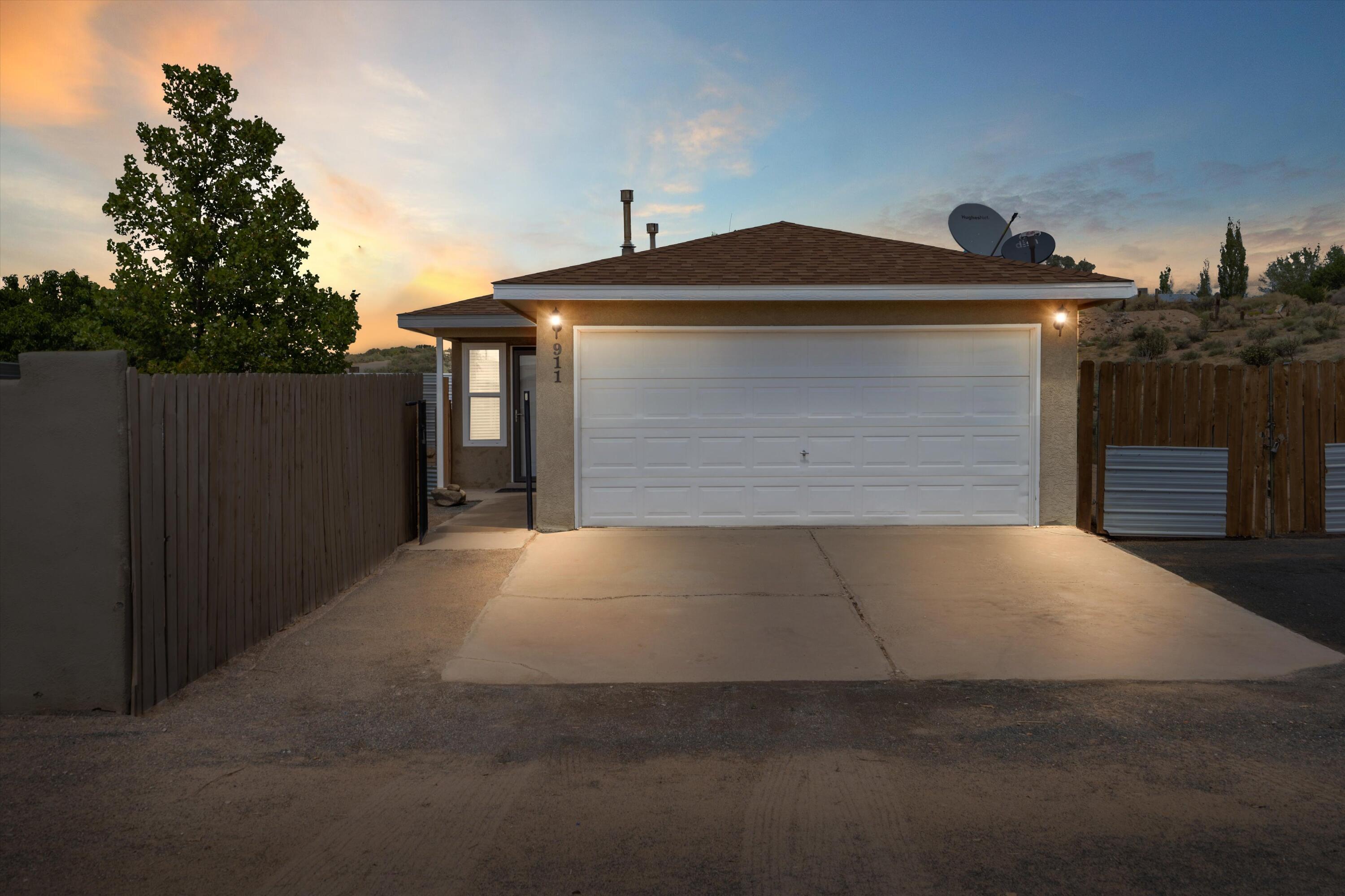 911 11TH Avenue, Rio Rancho NM 87144