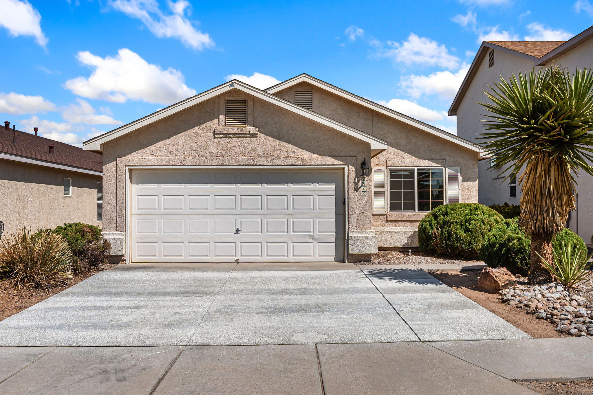6305 DANTE Lane, Albuquerque NM 87114