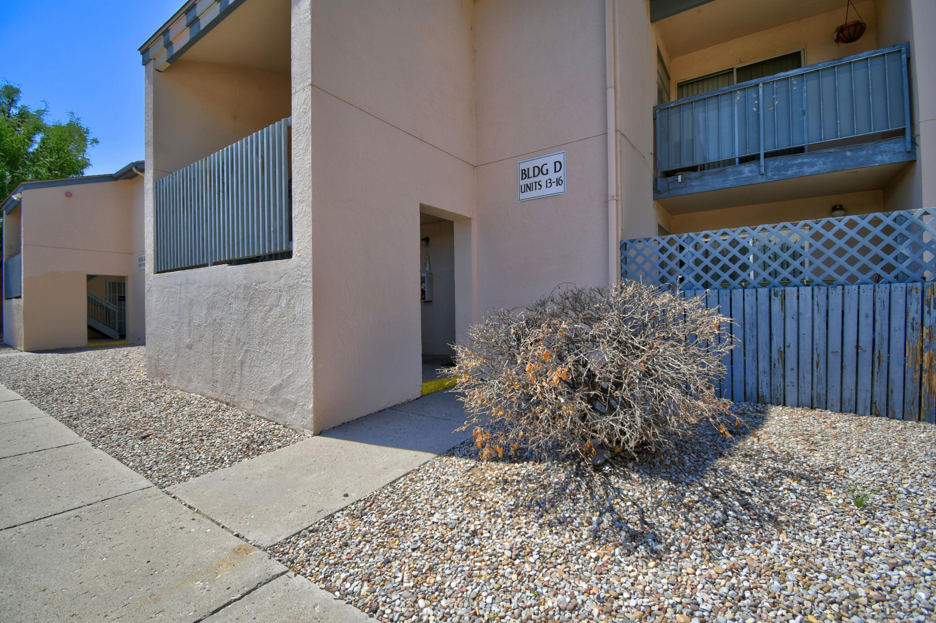 4601 Carlisle Boulevard Unit D16, Albuquerque NM 87109