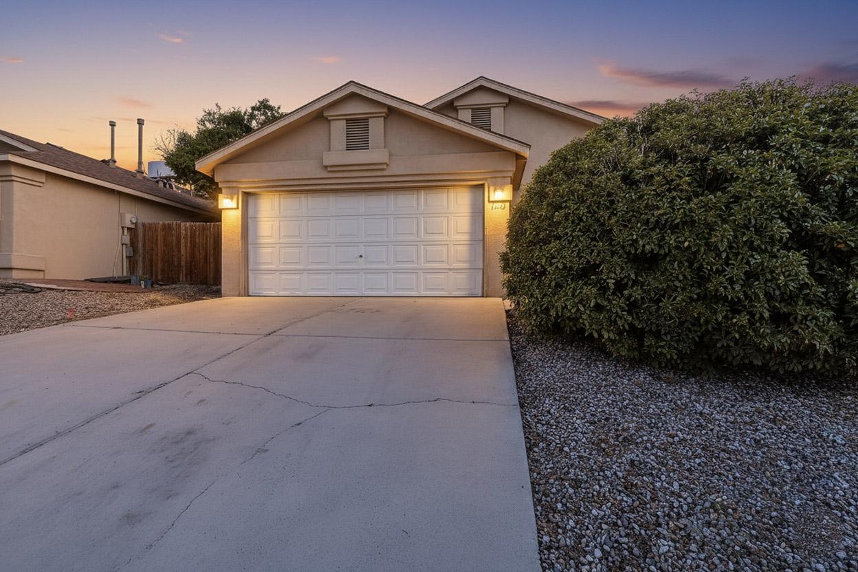 11015 CONNEMARA Drive, Albuquerque NM 87121