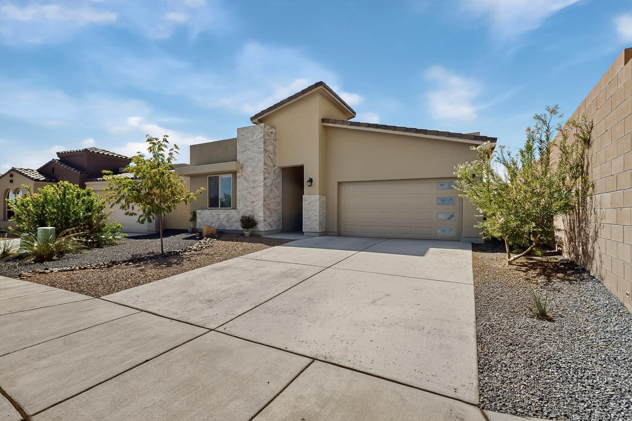 5204 BULLSEYE Road, Rio Rancho NM 87144