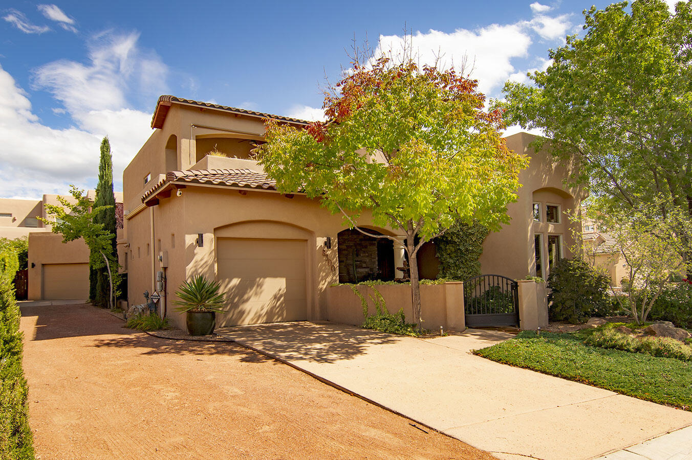 8300 VISALIA Way, Albuquerque NM 87122