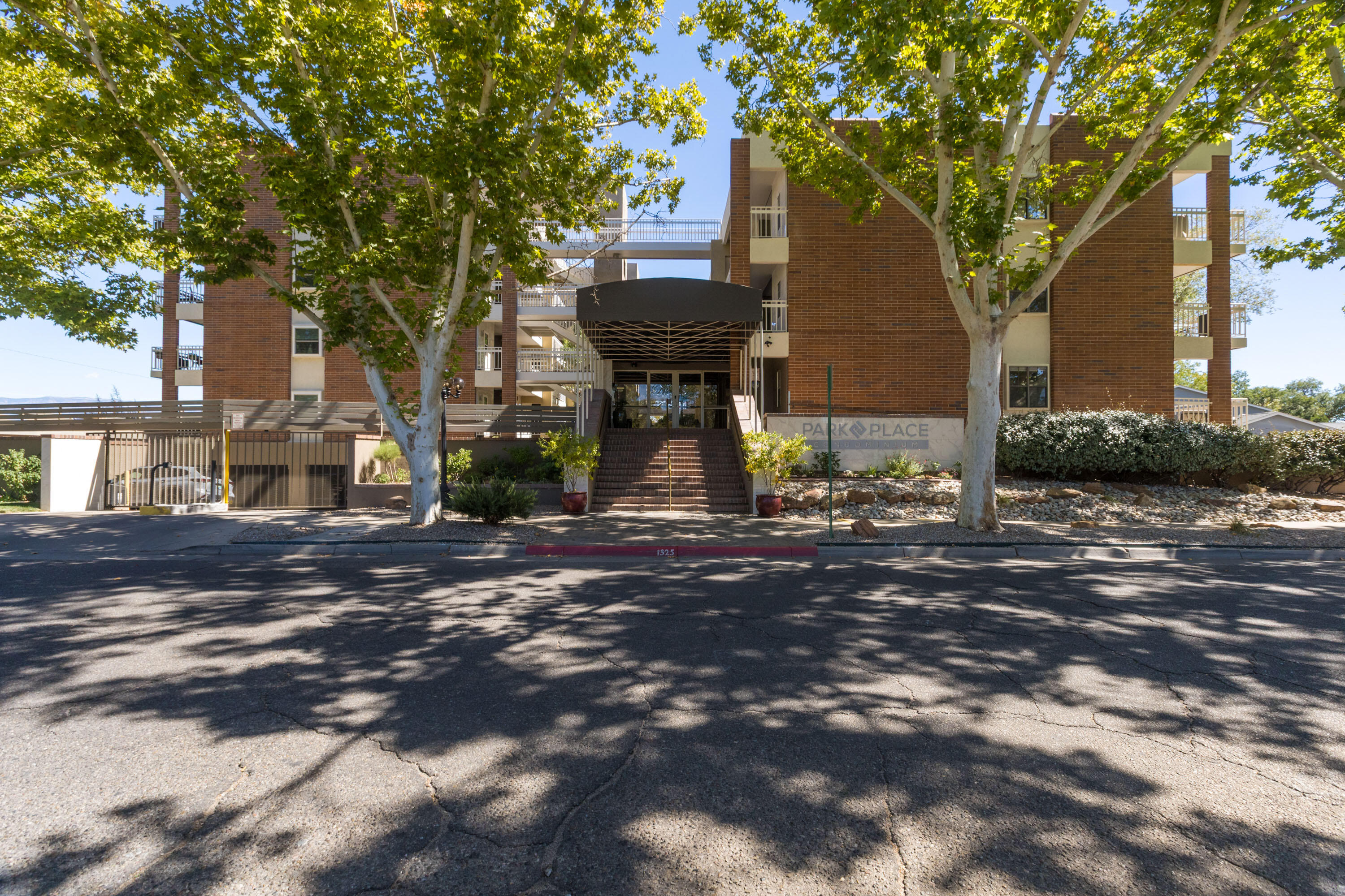 1325 PARK Avenue Unit 207, Albuquerque NM 87102