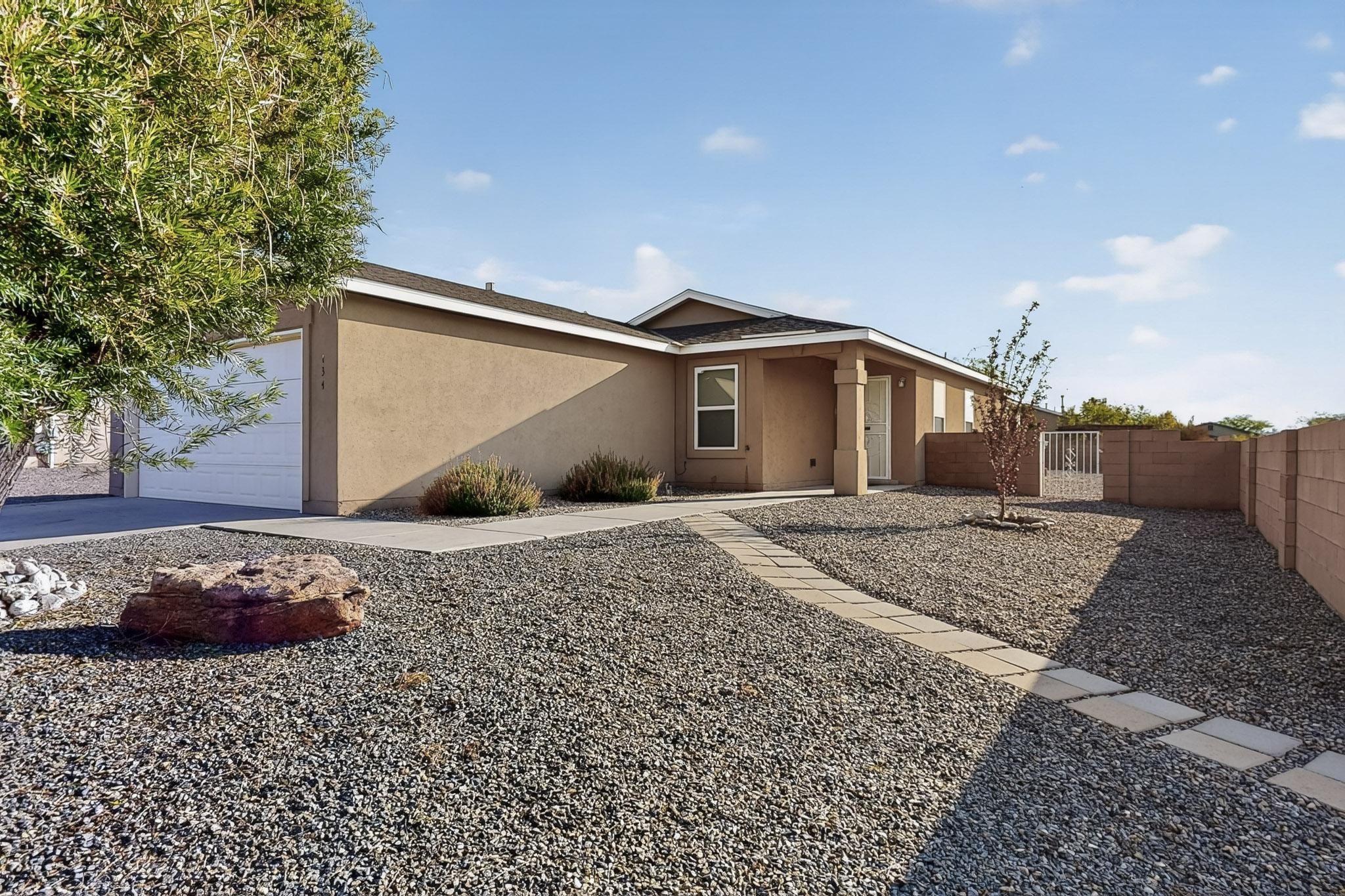 134 OAKWOOD Court, Rio Rancho NM 87124
