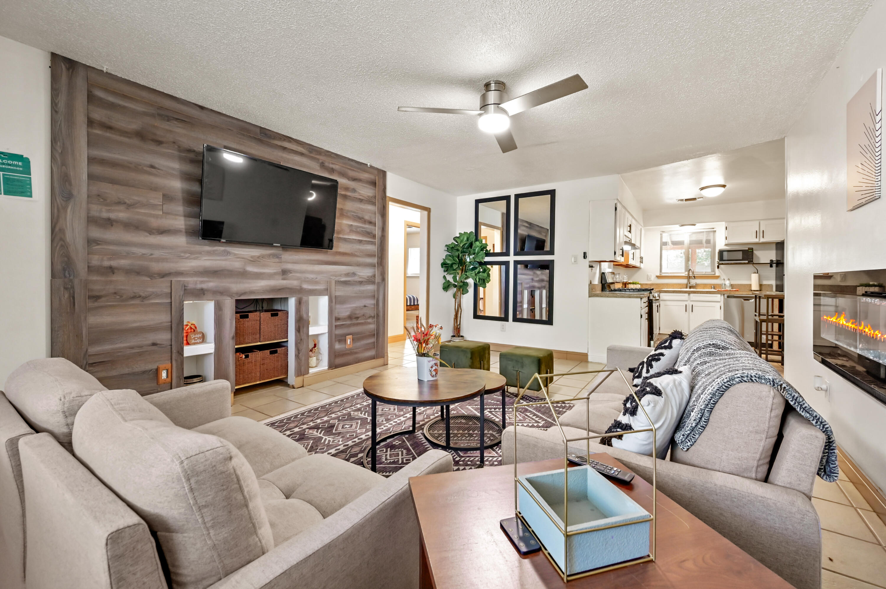 308 LA MEDIA Road, Albuquerque NM 87105