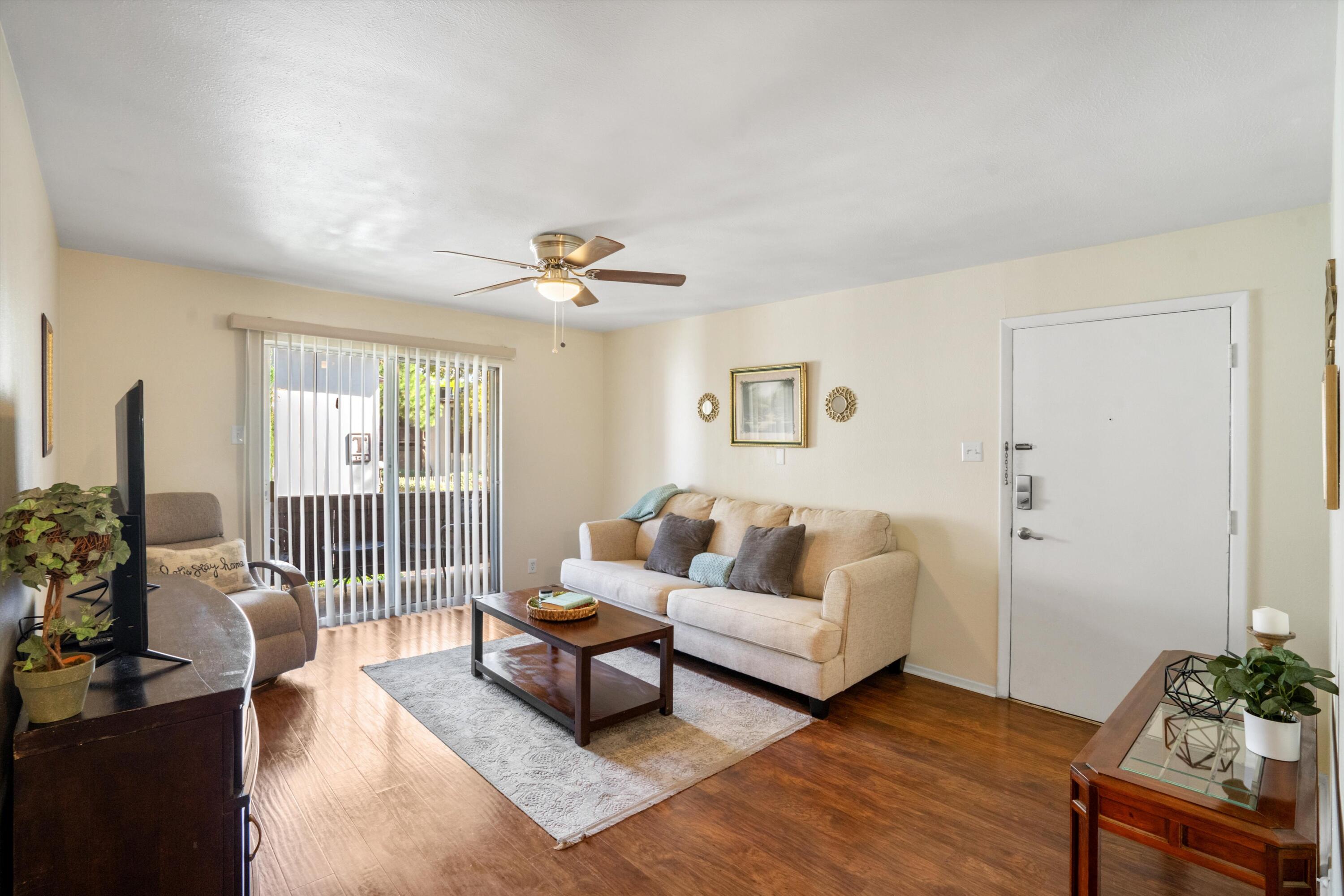 1601 Pennsylvania Street Unit U16, Albuquerque NM 87110