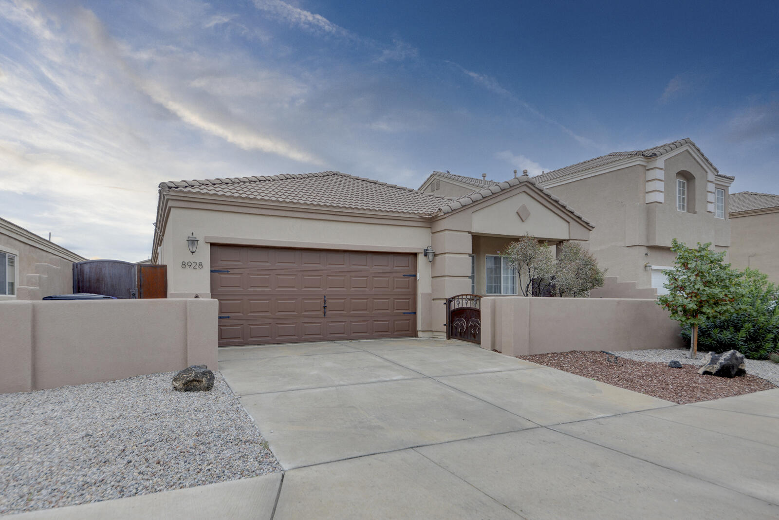 8928 Oso Corridor Place, Albuquerque NM 87114