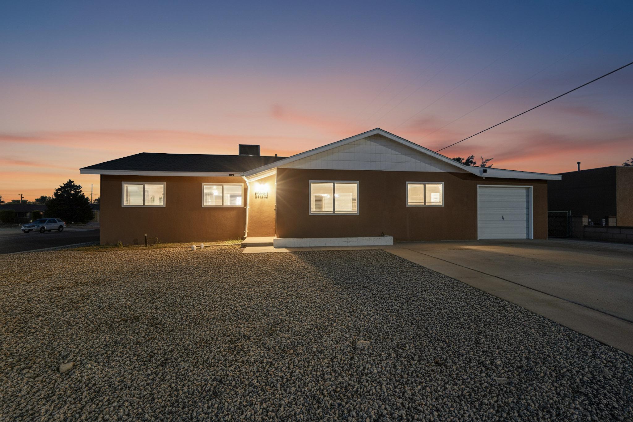 3001 Aliso Drive, Albuquerque NM 87110