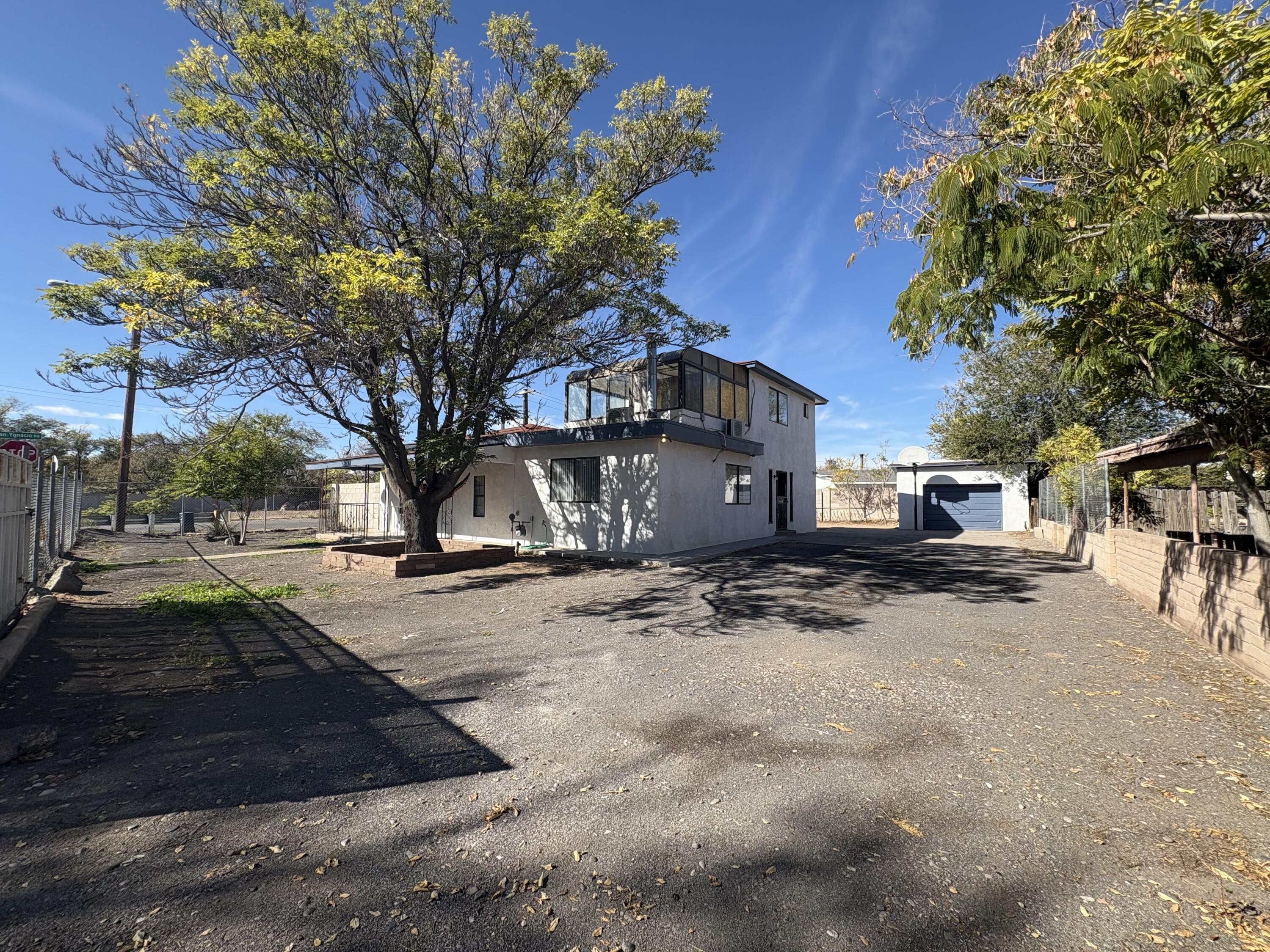 1151 Tapia Boulevard, Albuquerque NM 87105