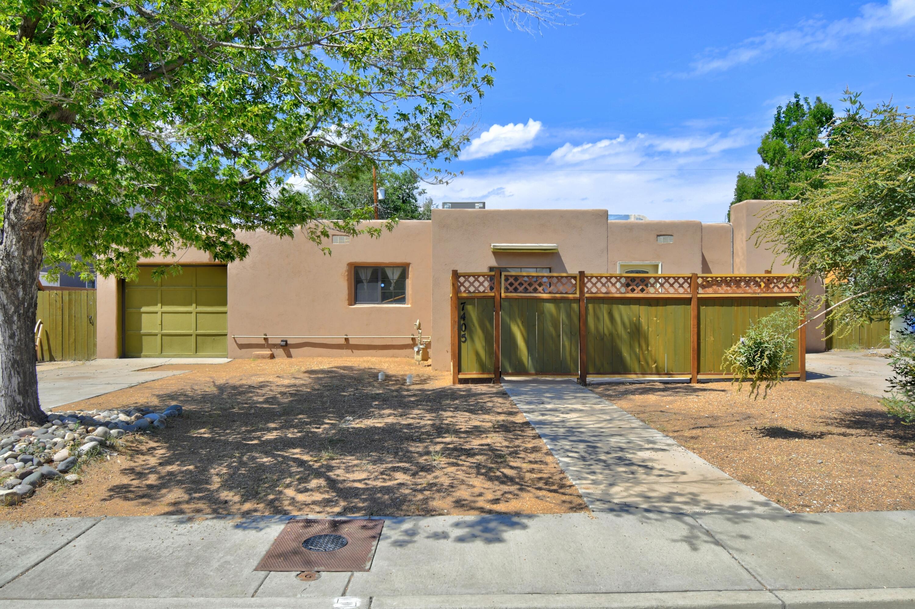 7405 Sky Court Circle, Albuquerque NM 87110