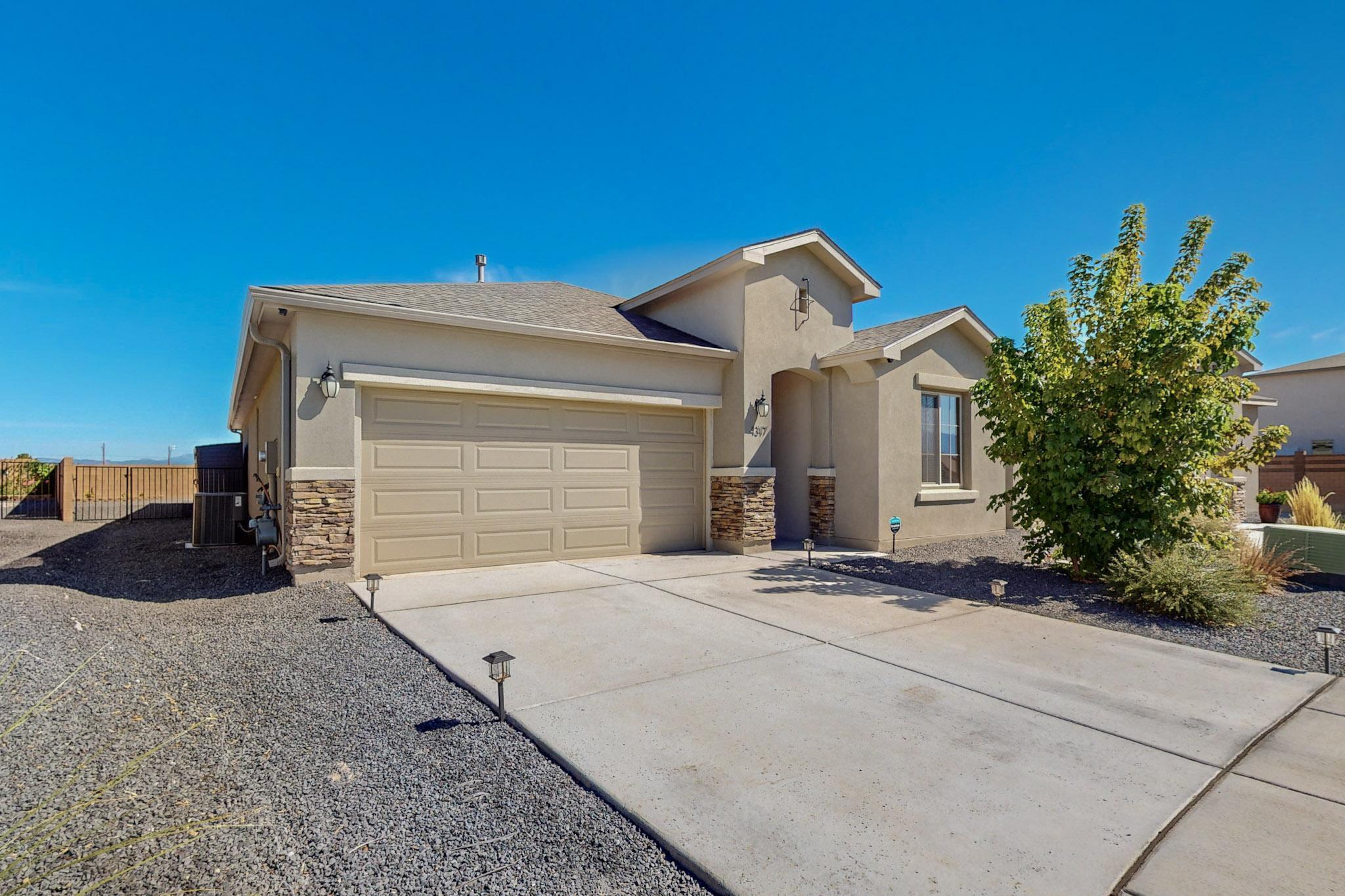 4317 CROWNED EAGLE LOOP, Rio Rancho NM 87144