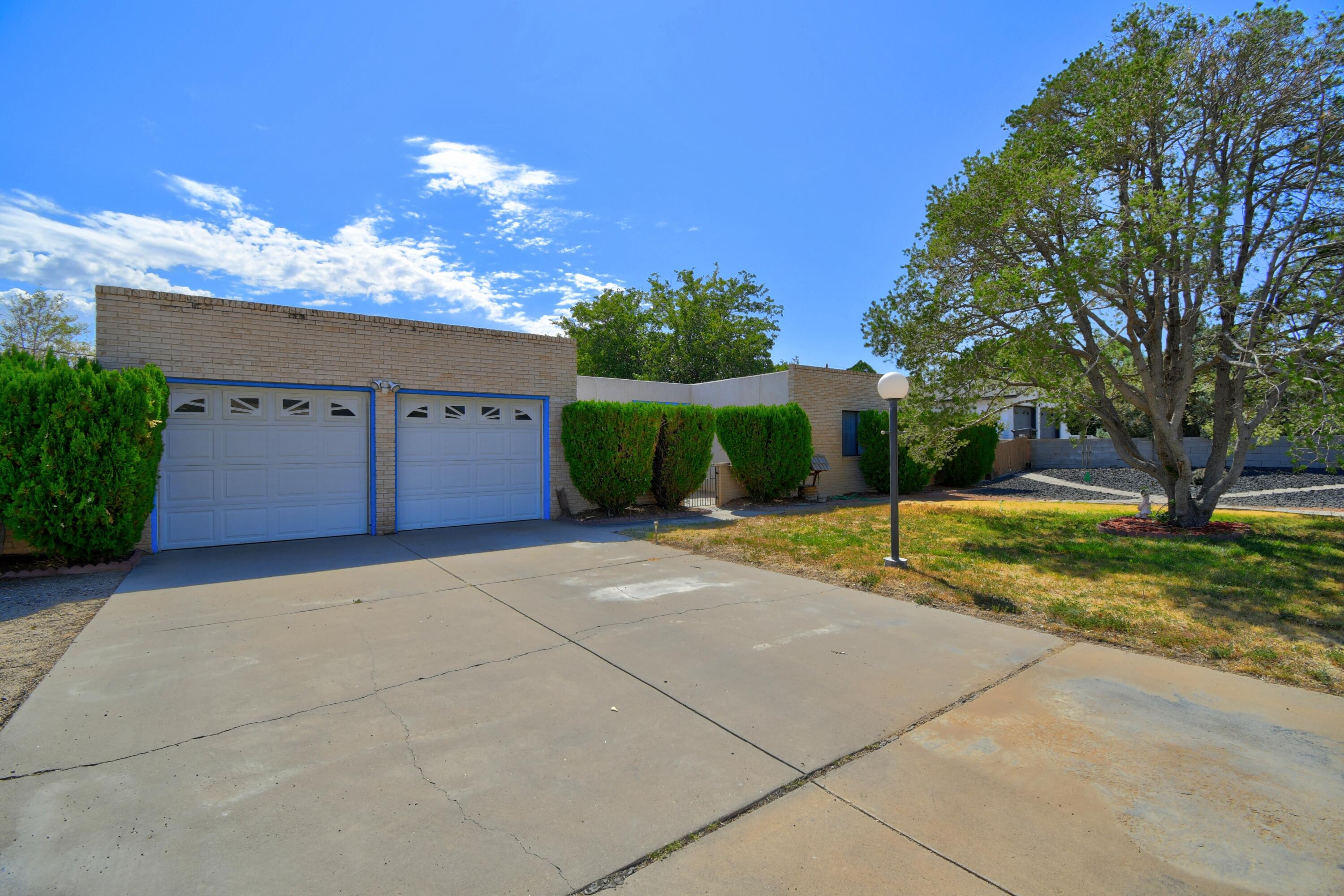 3224 MAY Circle, Rio Rancho NM 87124