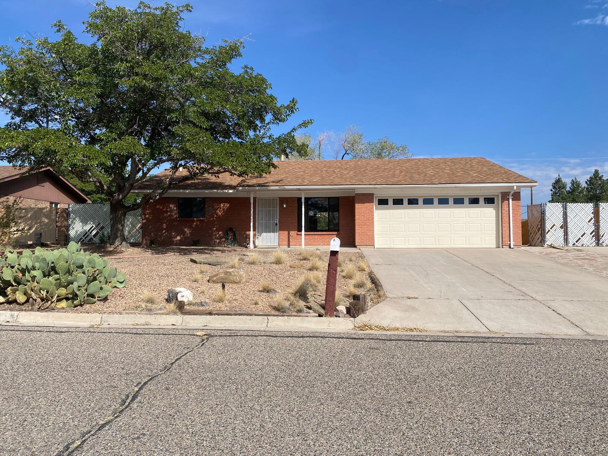 10401 TREVINO Loop, Albuquerque NM 87114