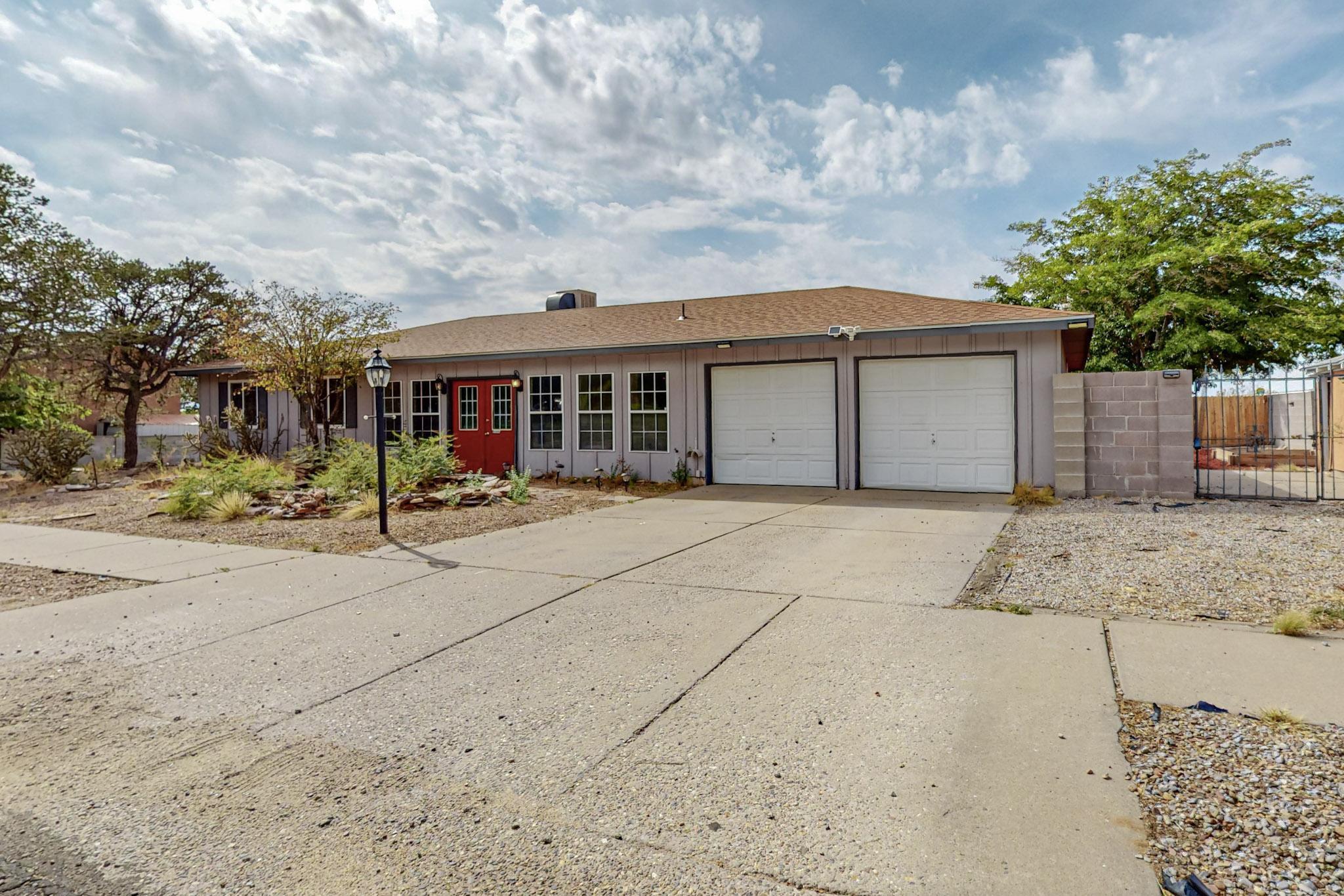 13009 ROMA Avenue, Albuquerque NM 87123