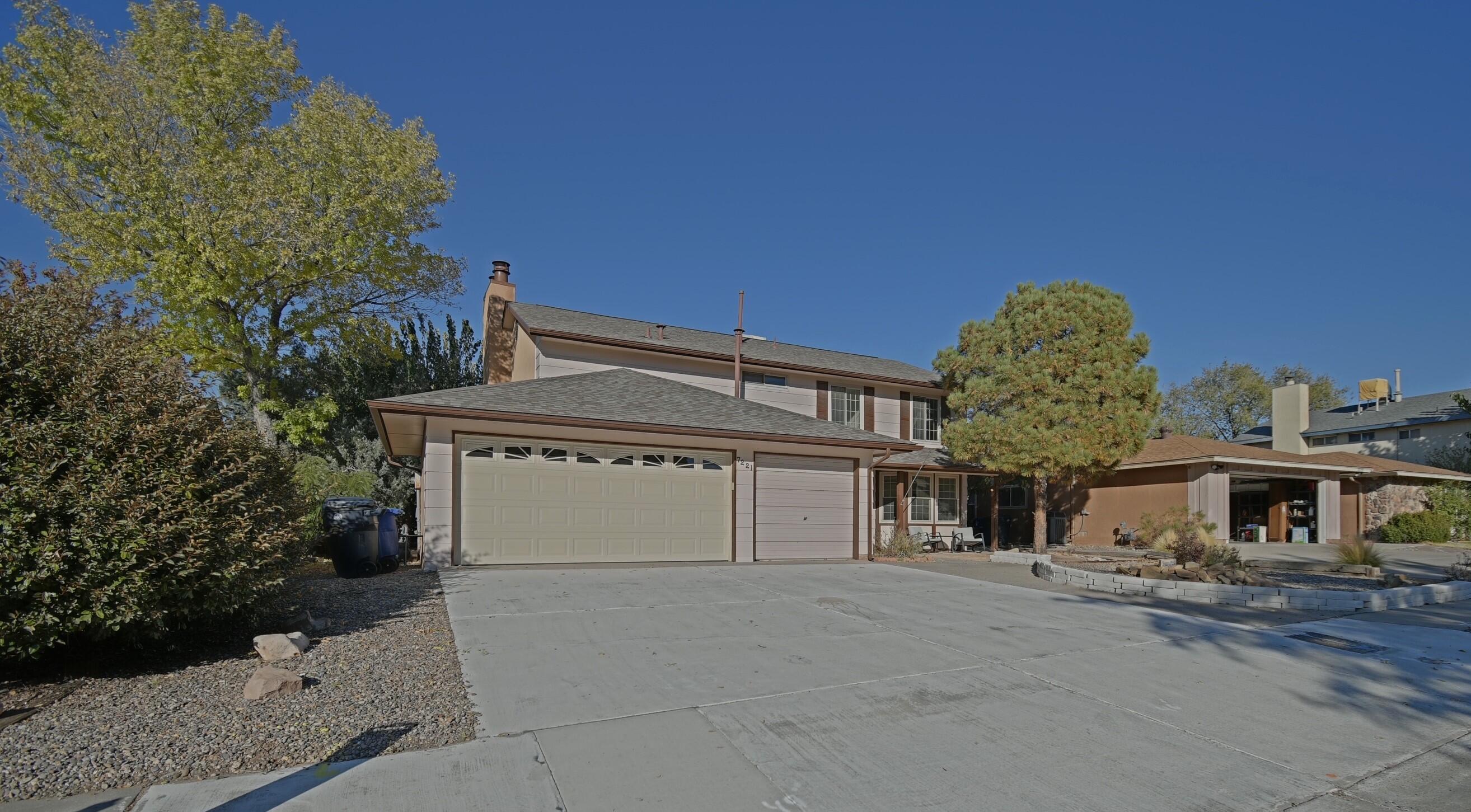 7221 VIVIAN Drive, Albuquerque NM 87109