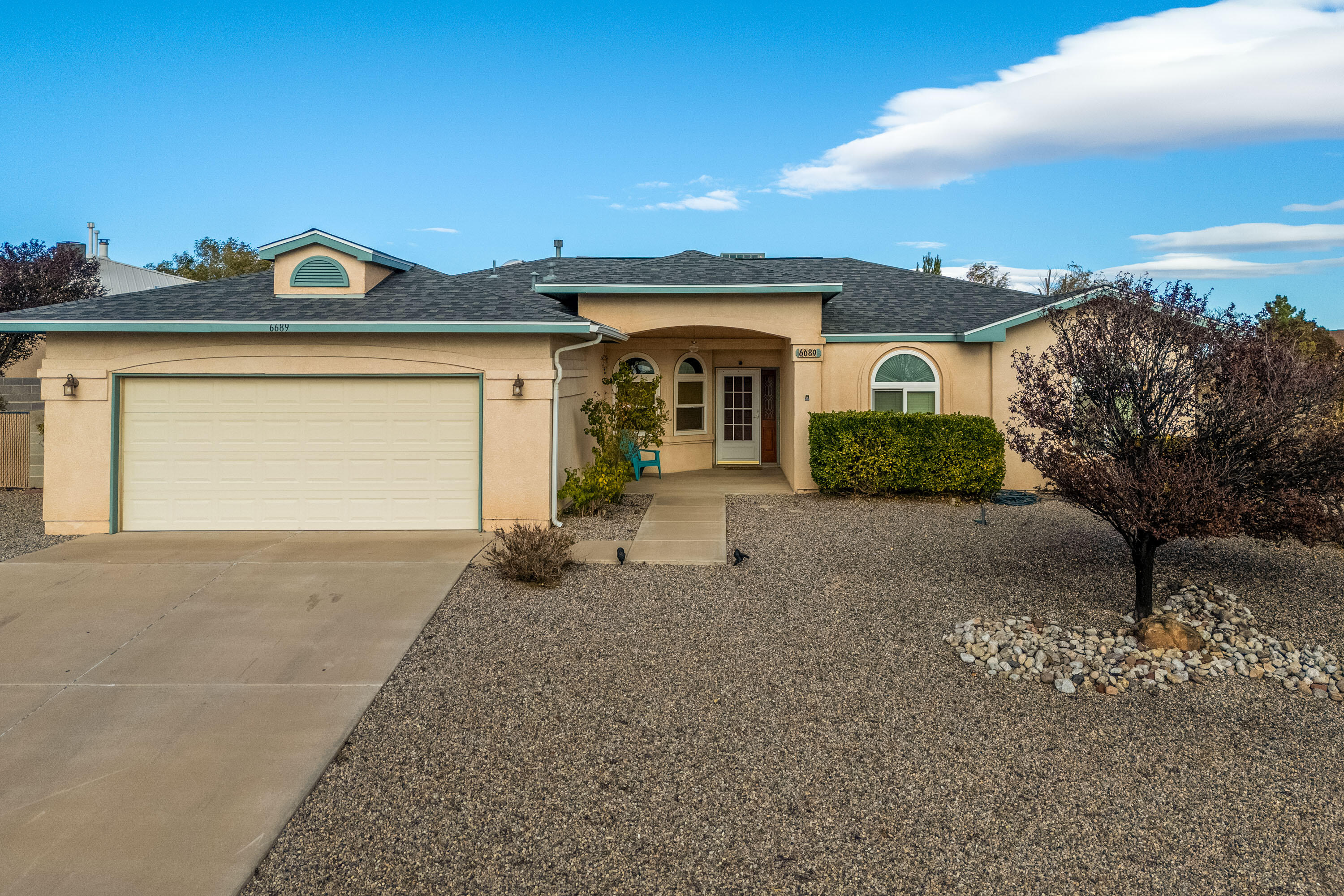 6689 AUGUSTA HILLS Drive, Rio Rancho NM 87144