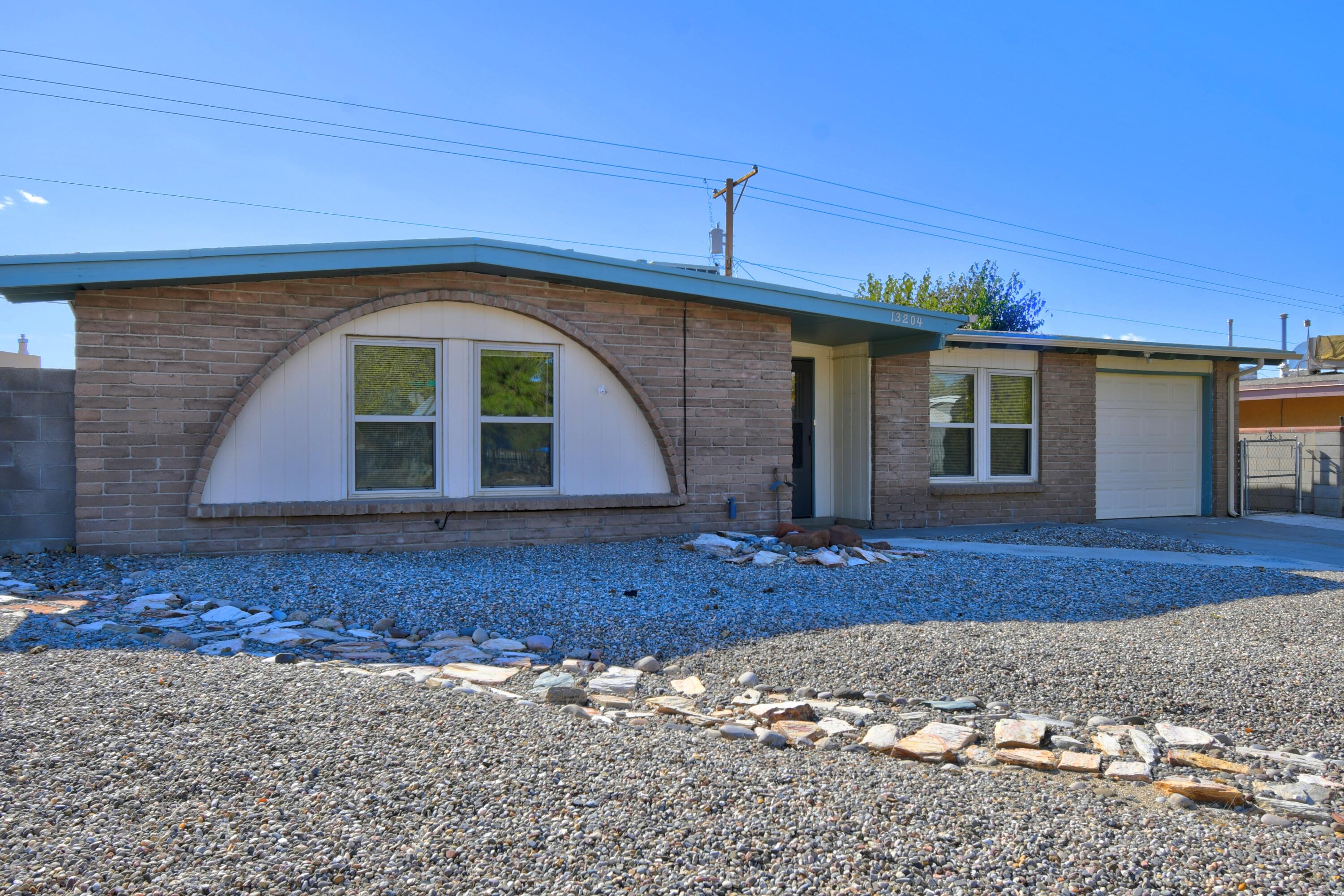 13204 WESTVIEW Avenue, Albuquerque NM 87123