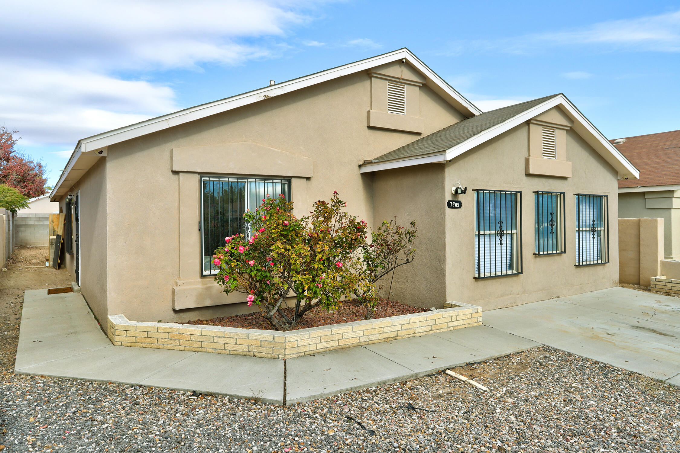 7909 APRIL FLOWER Road, Albuquerque NM 87121