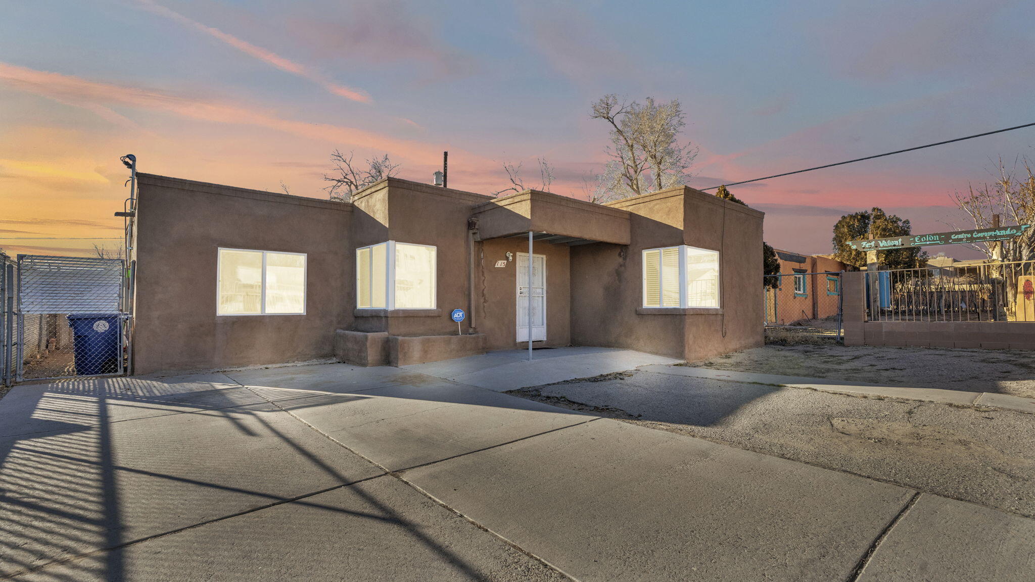 115 YUCCA Drive, Albuquerque NM 87105