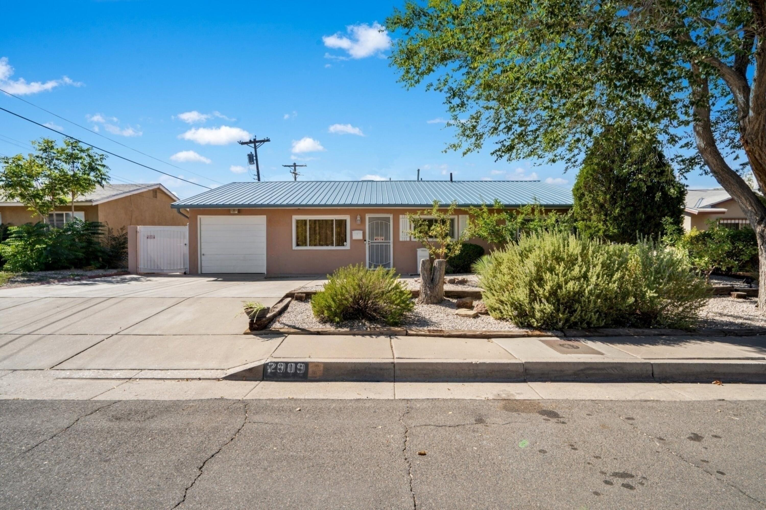 2909 HERMOSA Drive, Albuquerque NM 87110