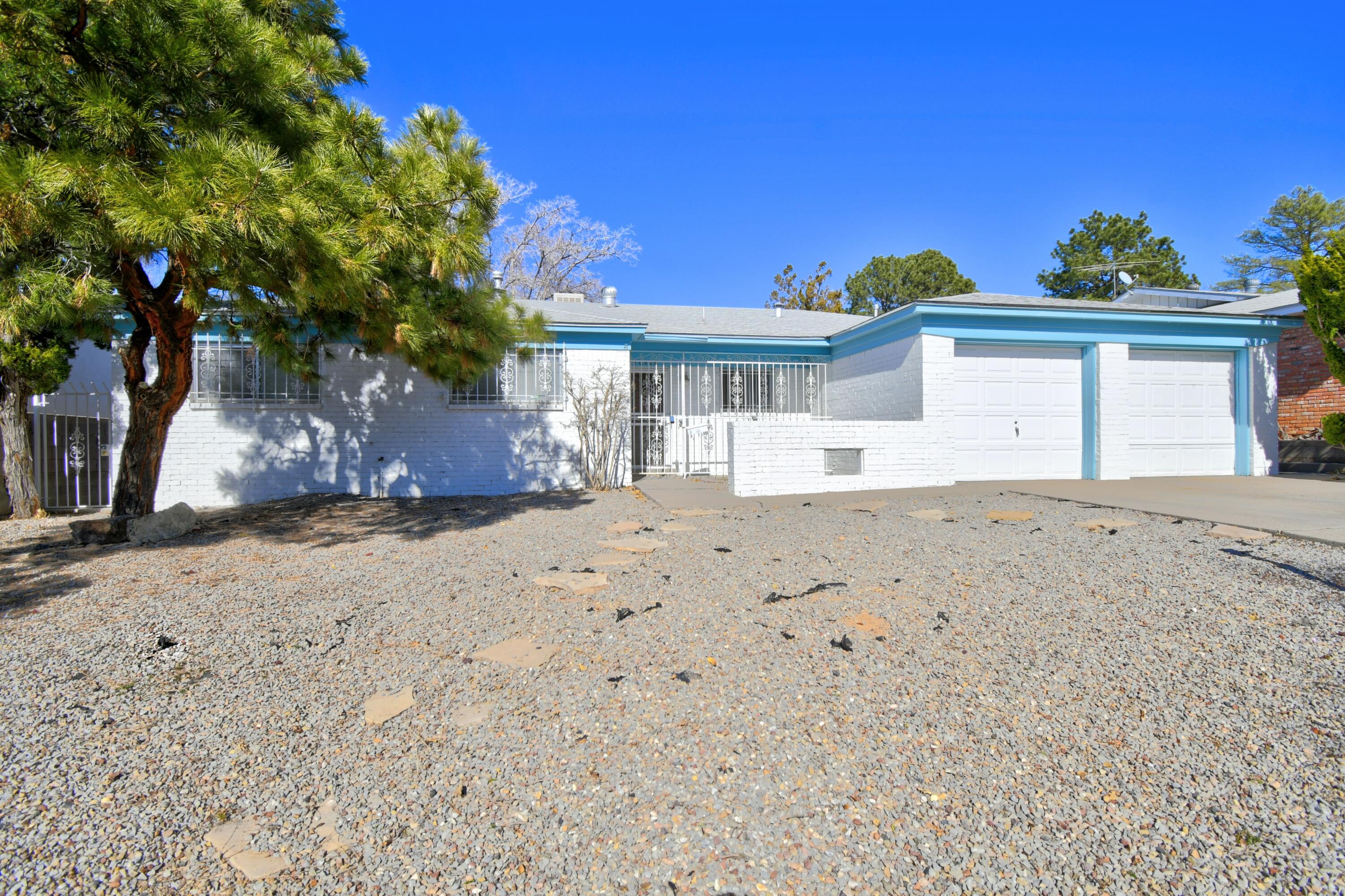 10505 KAREN Avenue, Albuquerque NM 87111