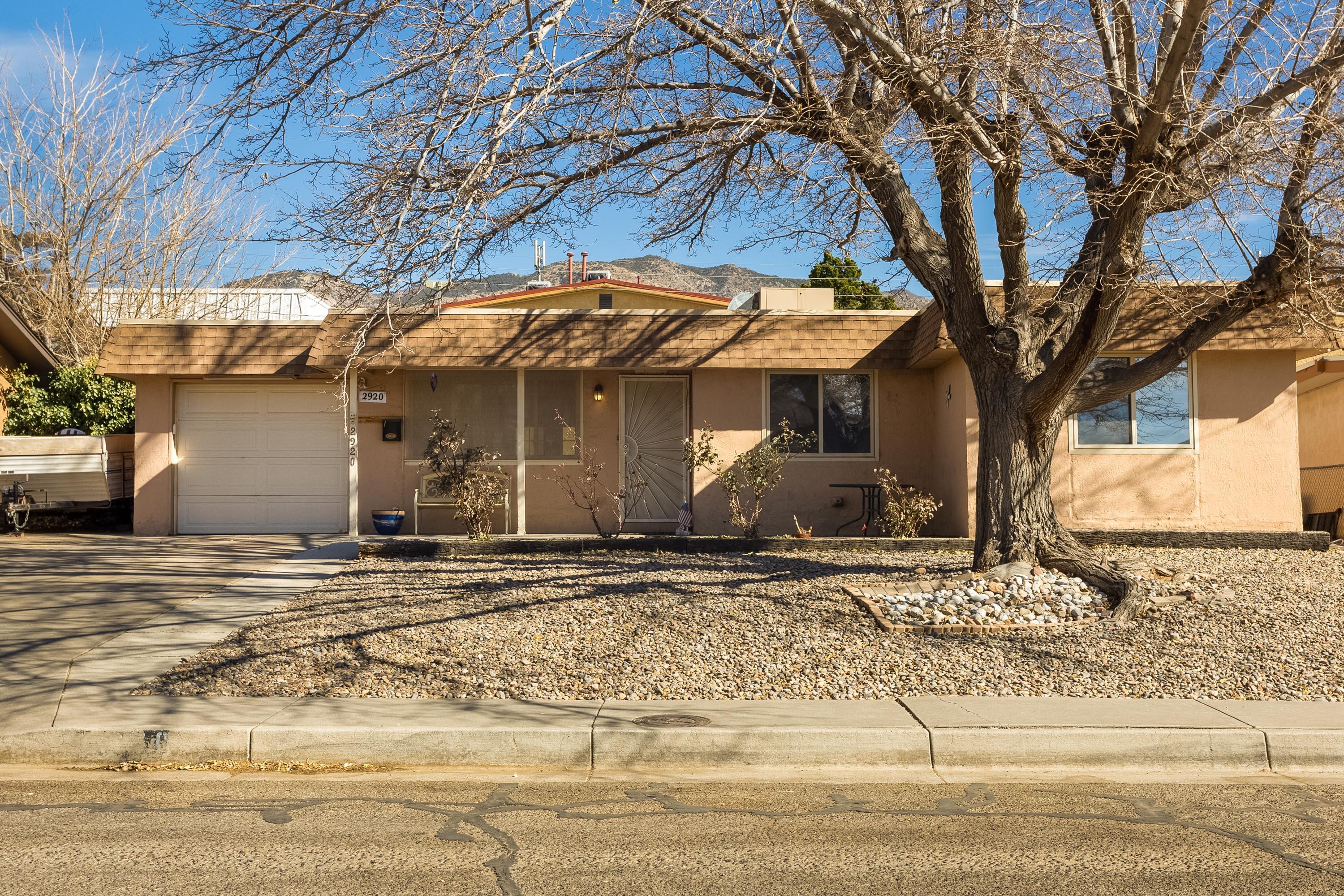 2920 MAXINE Street, Albuquerque NM 87112