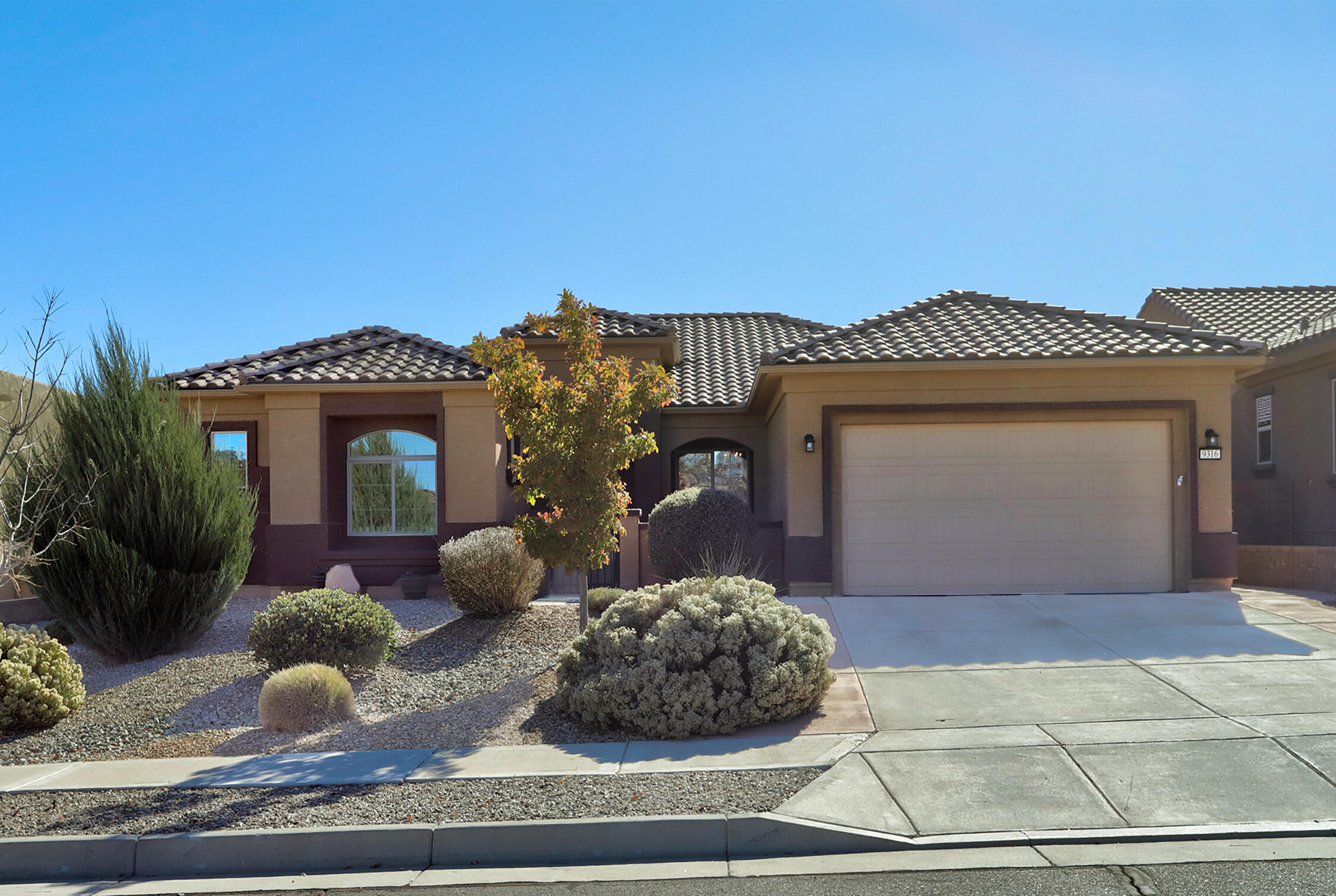 9316 IRON CREEK Lane, Albuquerque NM 87120