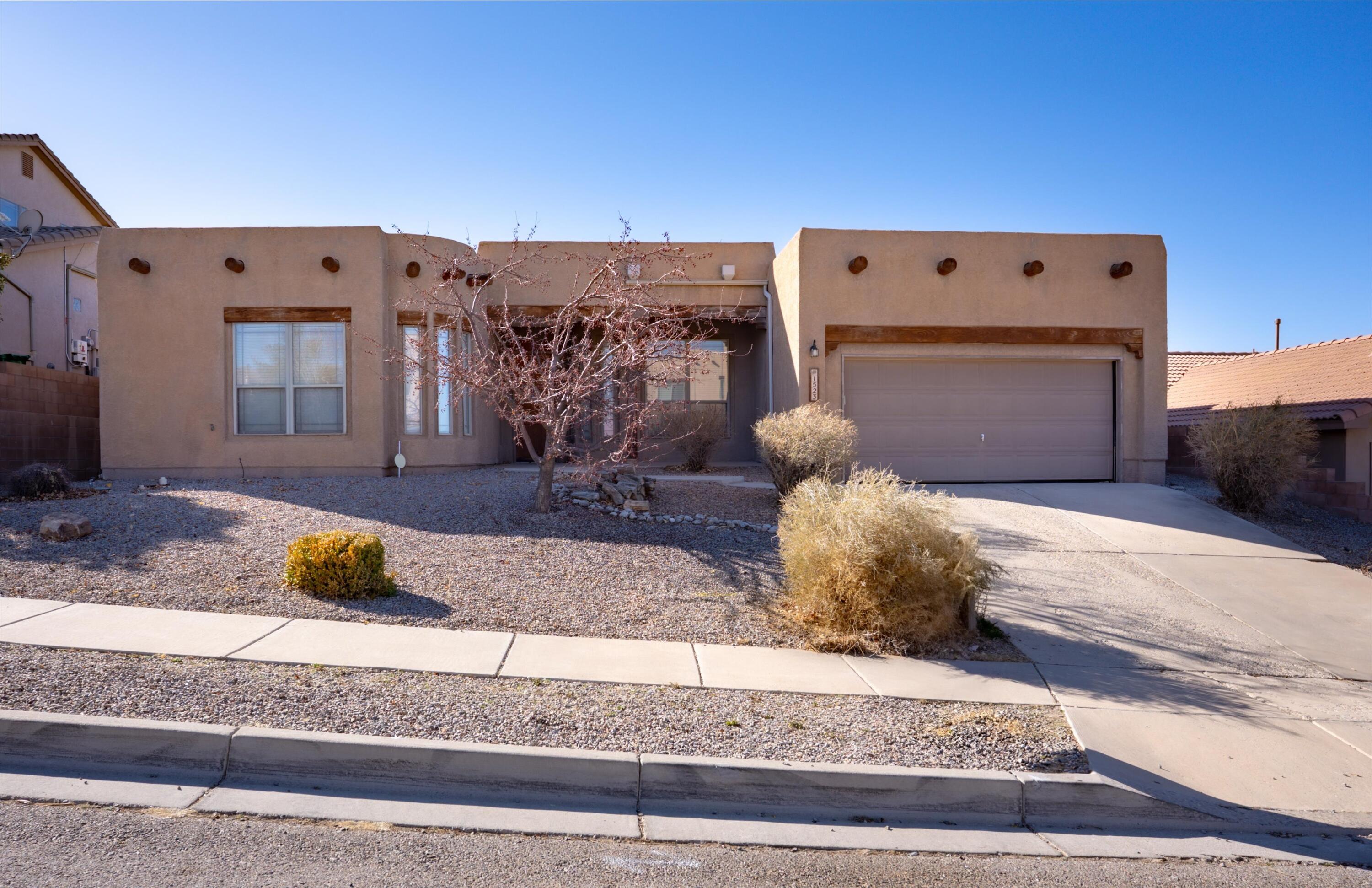 1523 White Pine Drive, Rio Rancho NM 87144