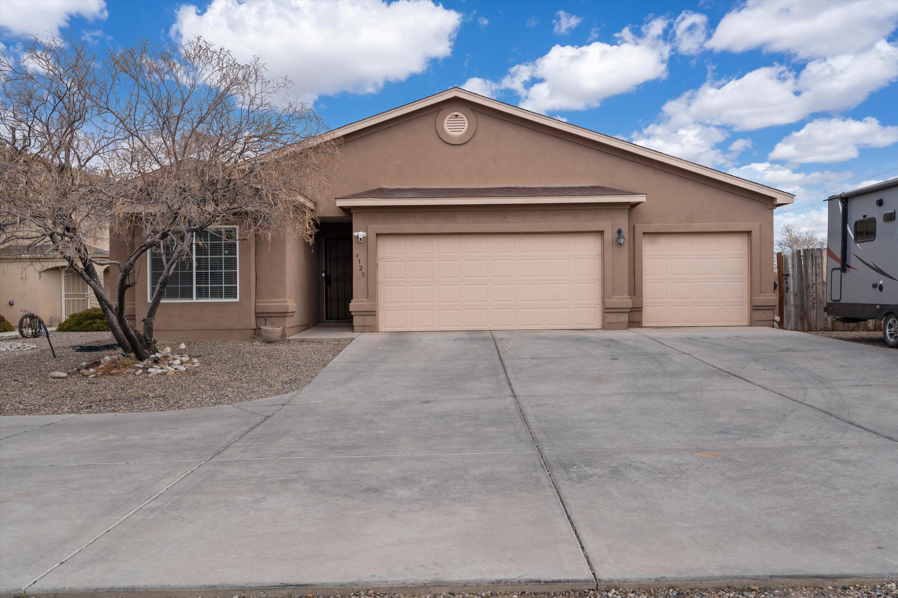 4320 ENFIELD Court, Albuquerque NM 87121