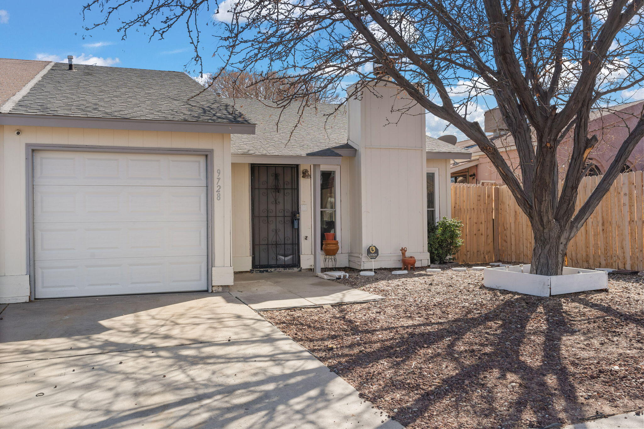 9728 WESTBOUND Avenue, Albuquerque NM 87121