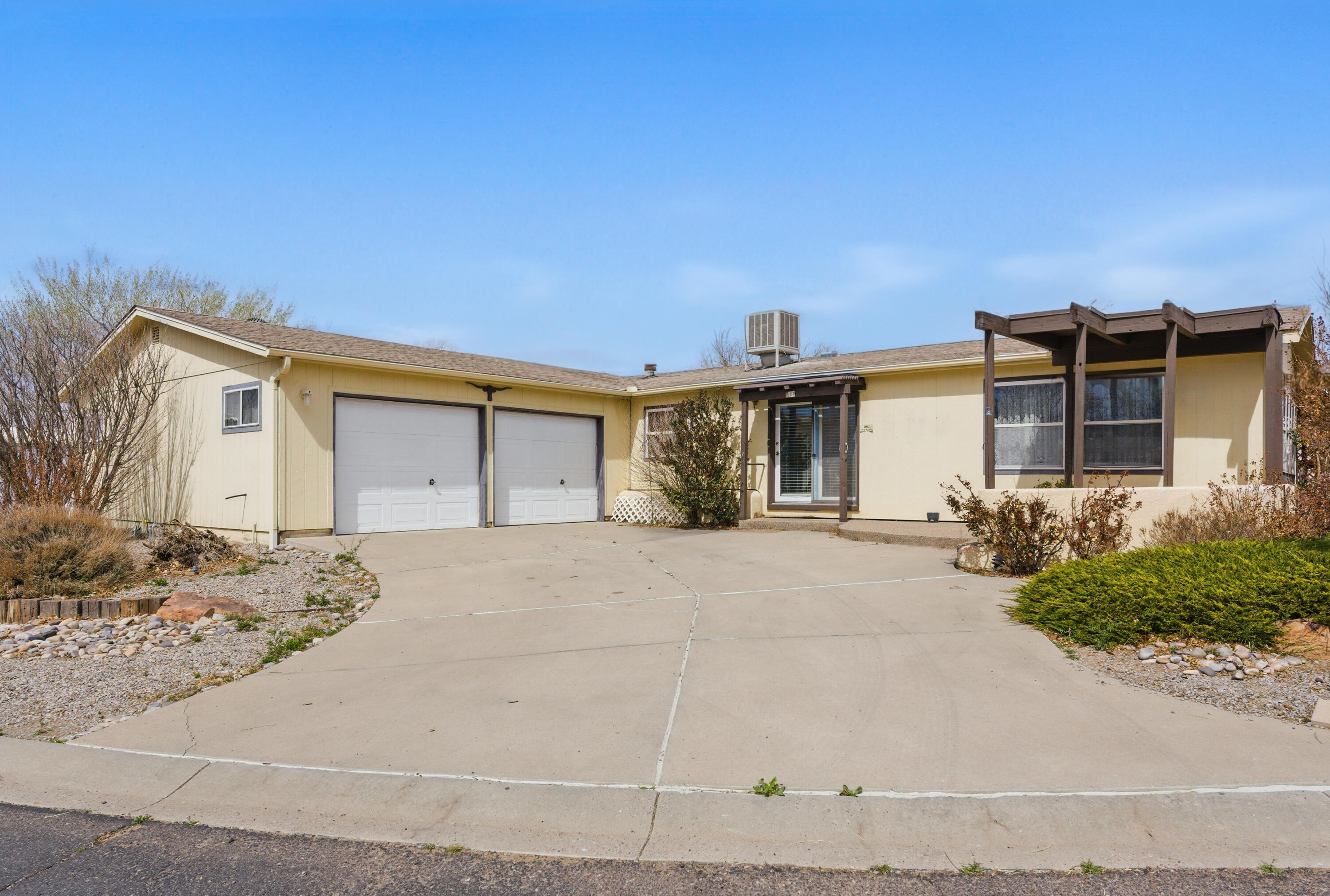 500 TYLER Road Unit 27, Albuquerque NM 87113