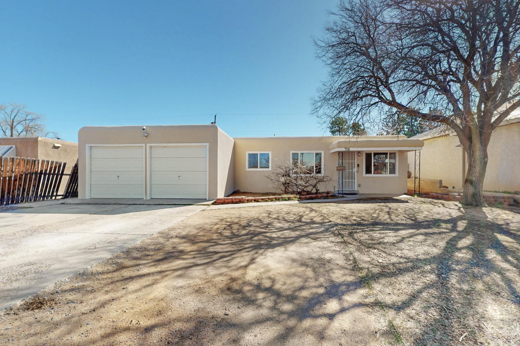 706 CHARLESTON Street, Albuquerque NM 87108