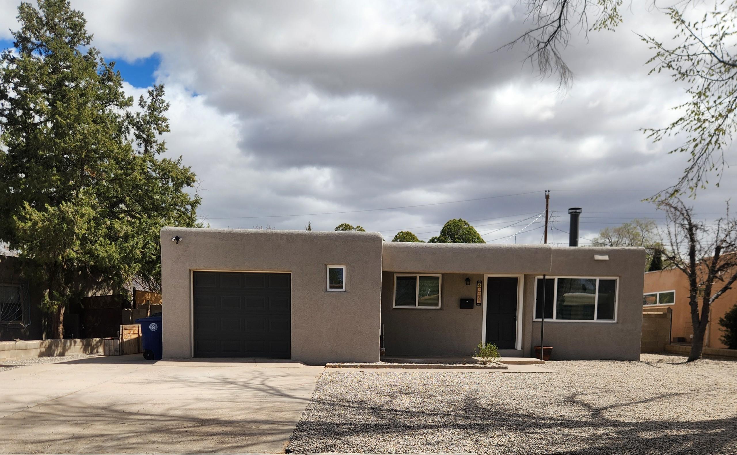 1836 ILLINOIS Street, Albuquerque NM 87110
