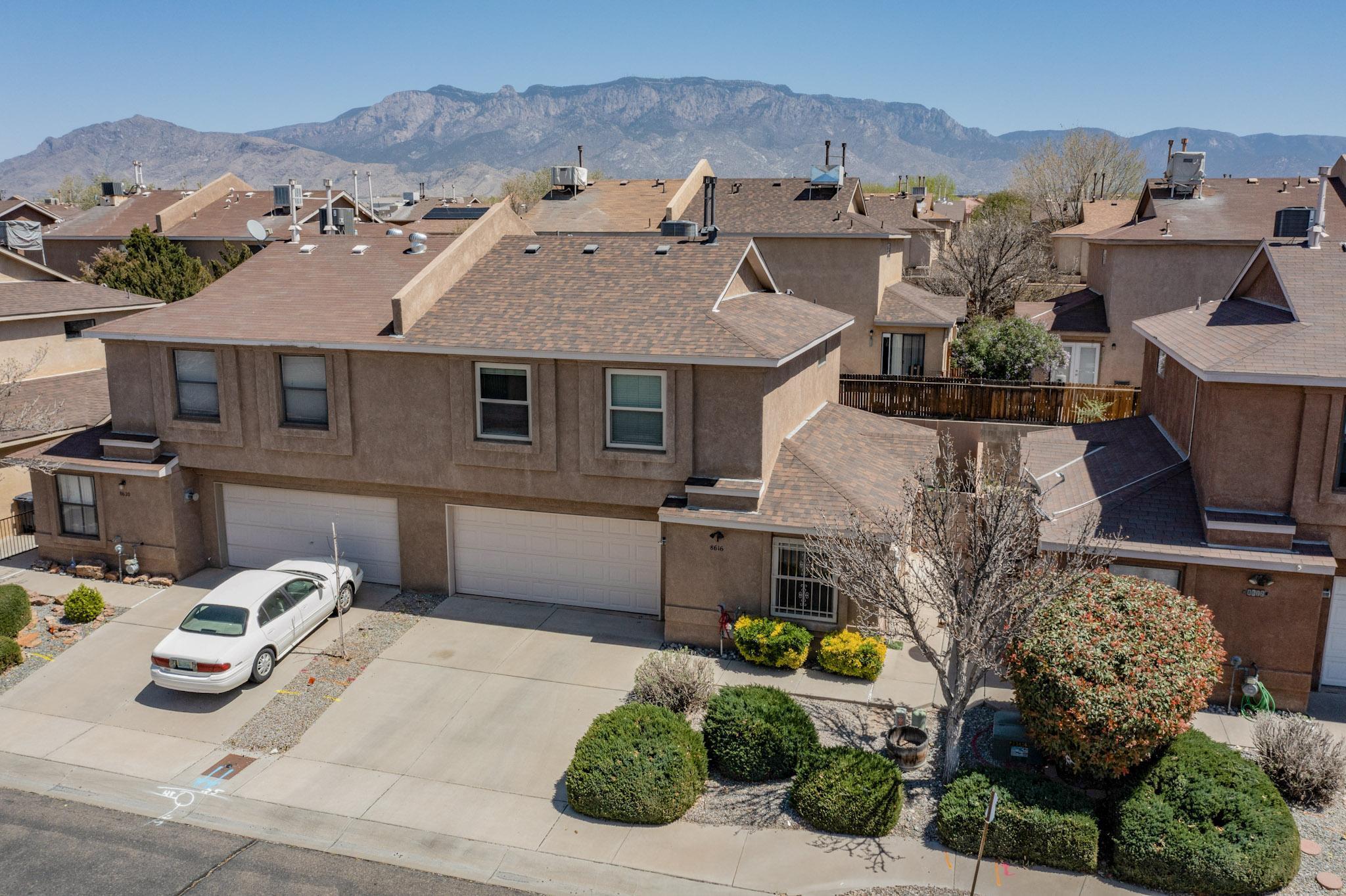 8616 EL MONTE Lane, Albuquerque NM 87113
