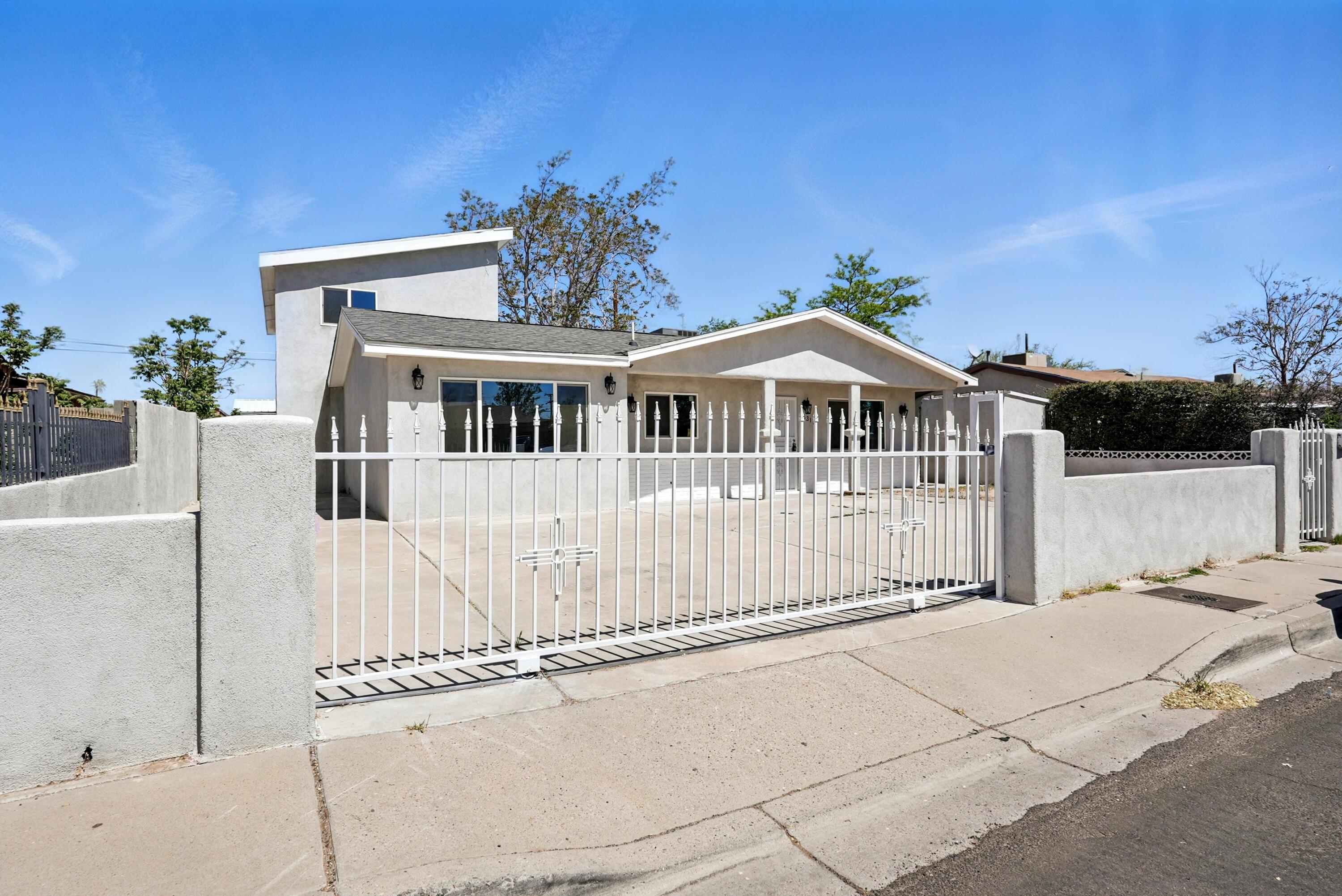 6317 DENNISON Road, Albuquerque NM 87121