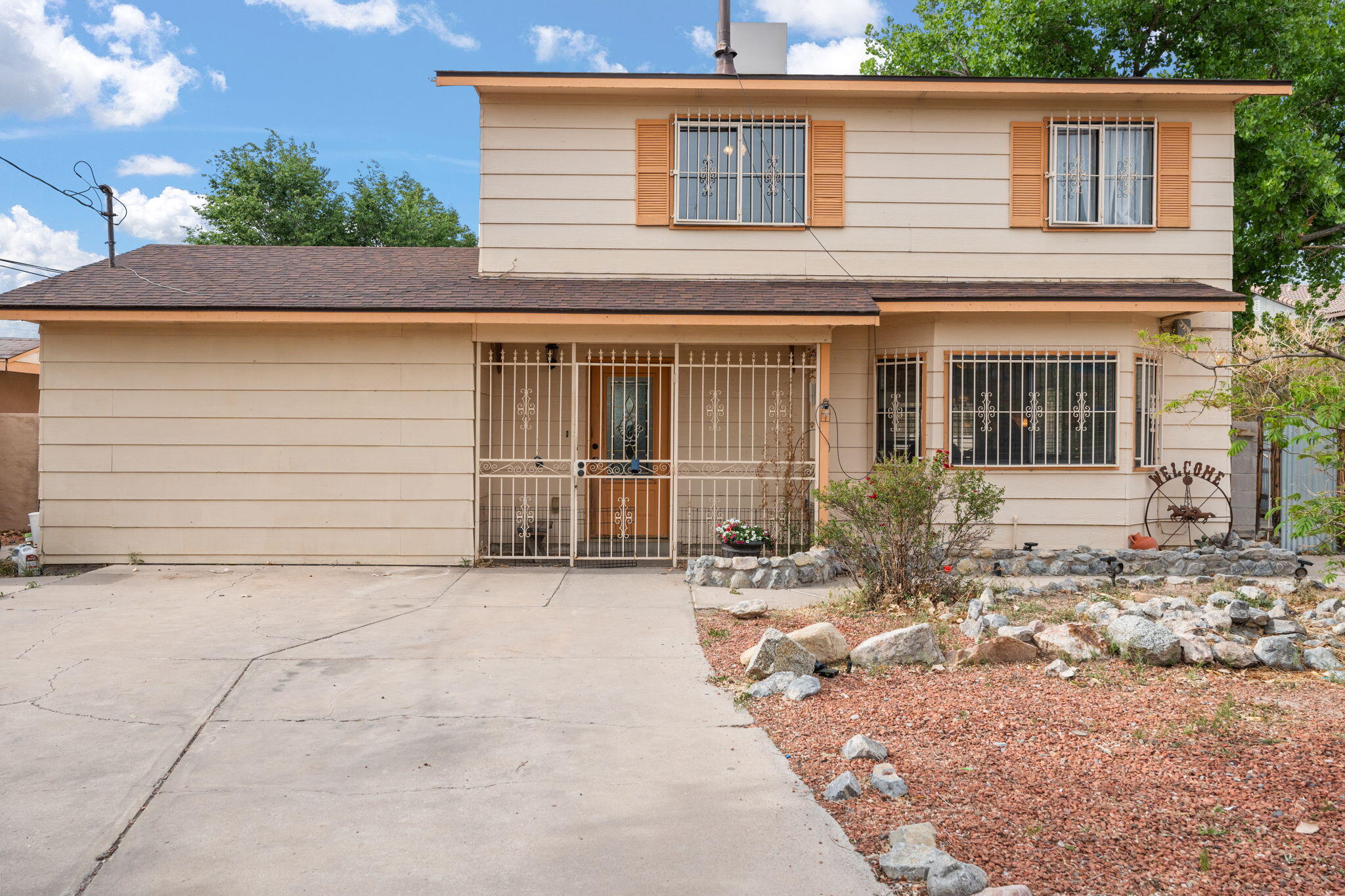 1519 BONITO Road, Albuquerque NM 87105