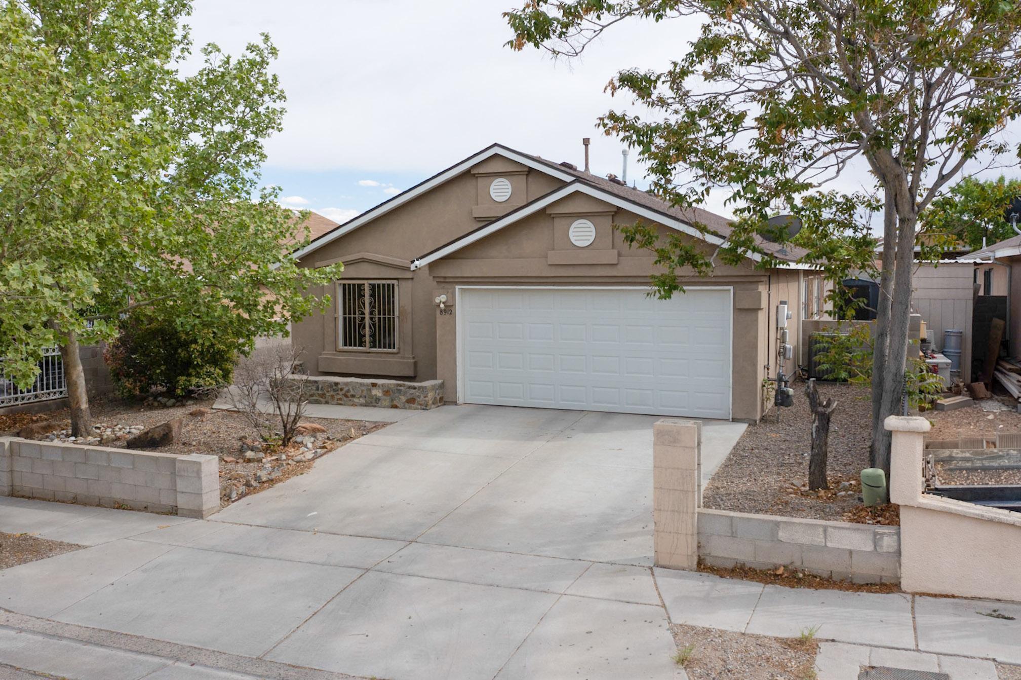 8912 SILVERADO Avenue, Albuquerque NM 87121