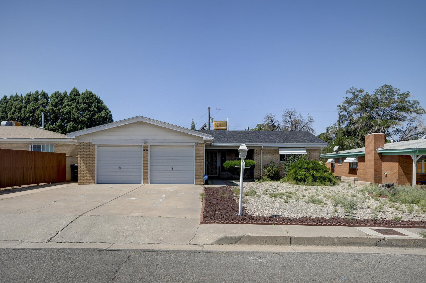 717 TRUMAN Street, Albuquerque NM 87110