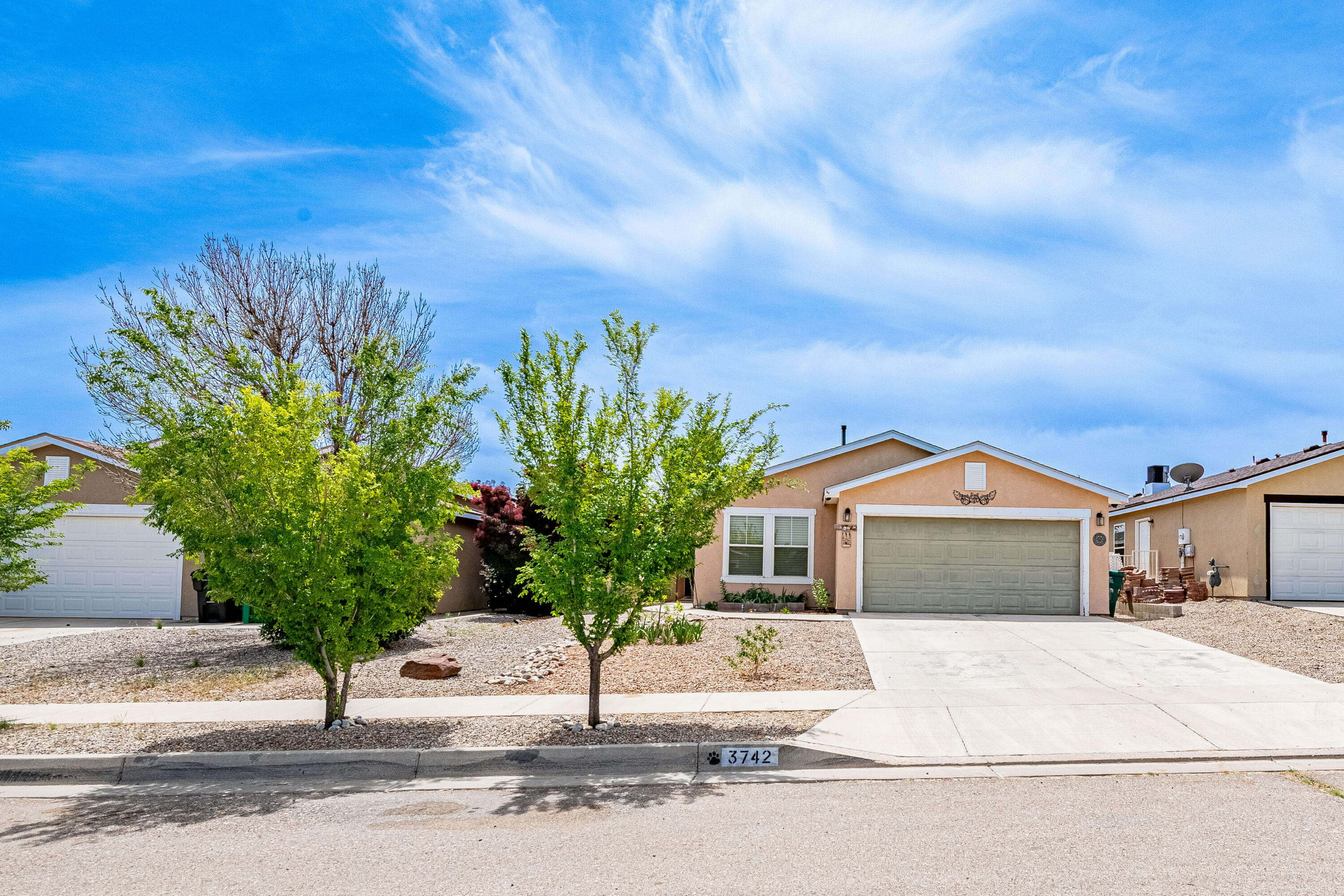3742 Cattle Drive, Rio Rancho NM 87144