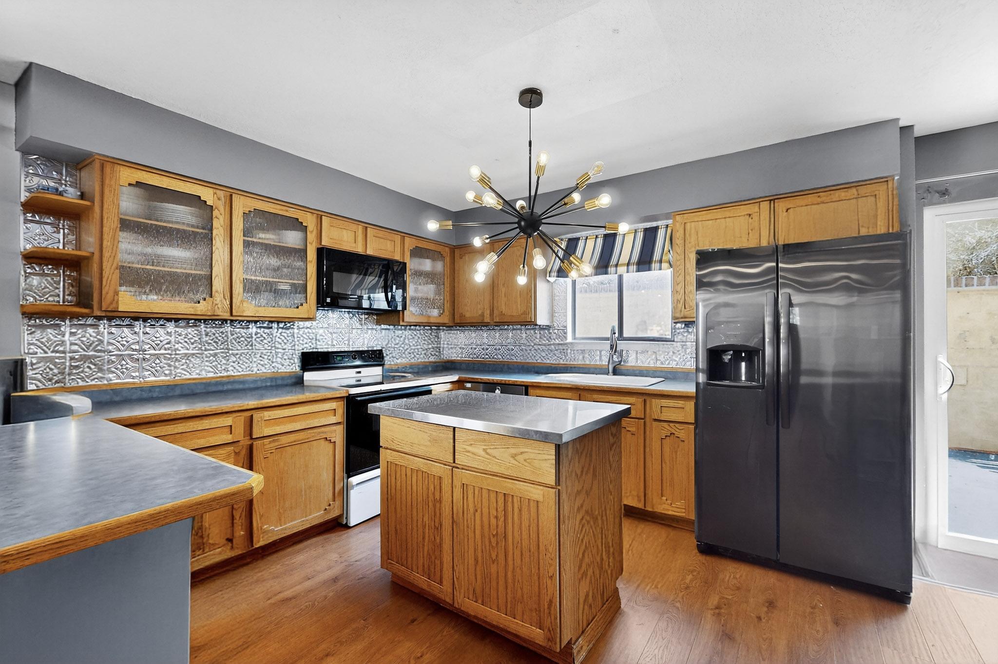 9230 OSUNA Place, Albuquerque NM 87111