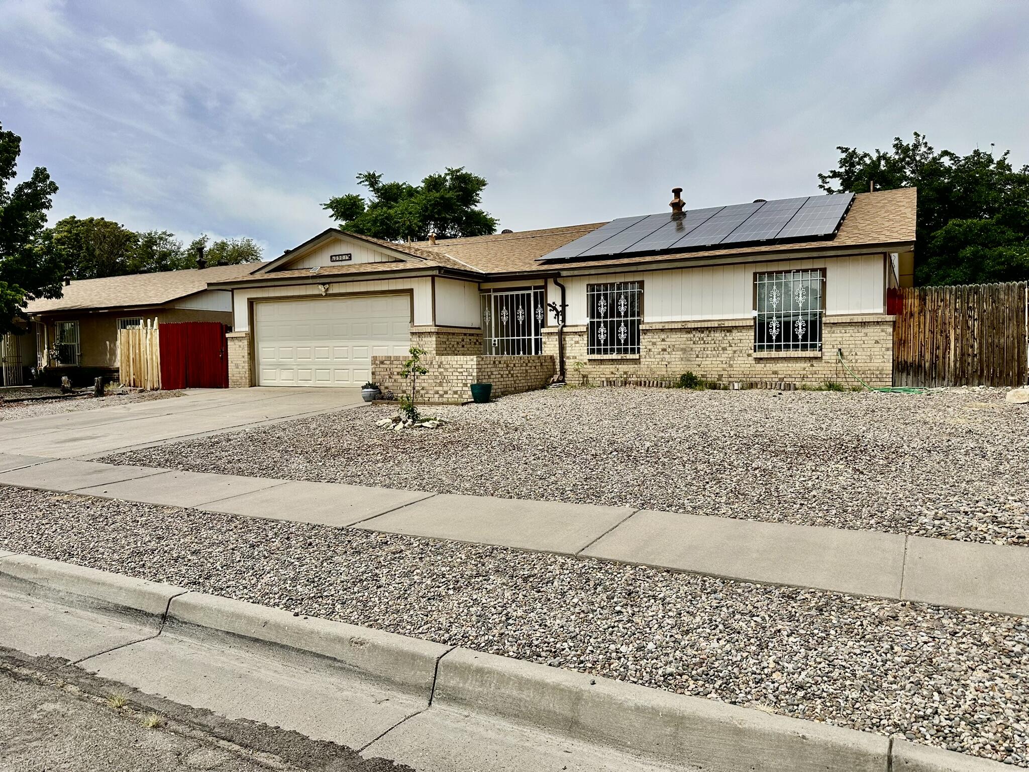 3901 70TH Street, Albuquerque NM 87120